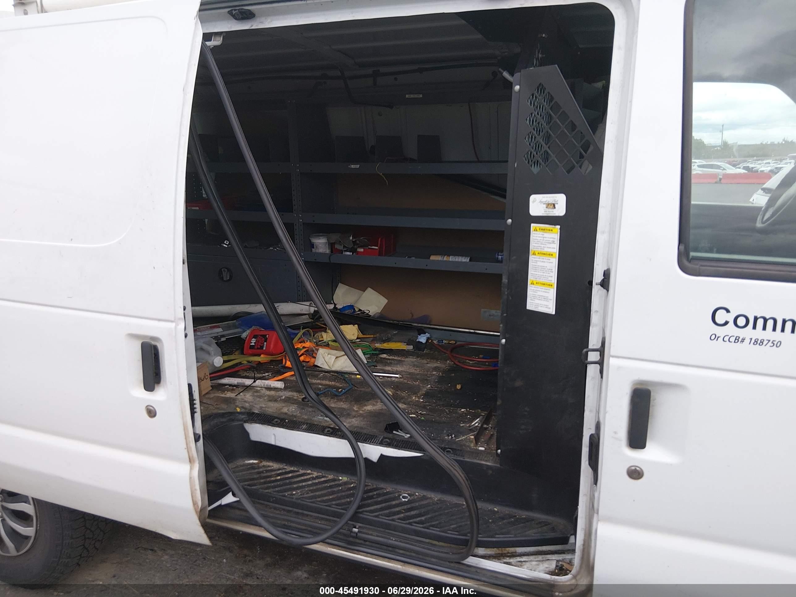 2013 Ford E-250 Commercial White vin: 1FTNE2EL6DDA18300