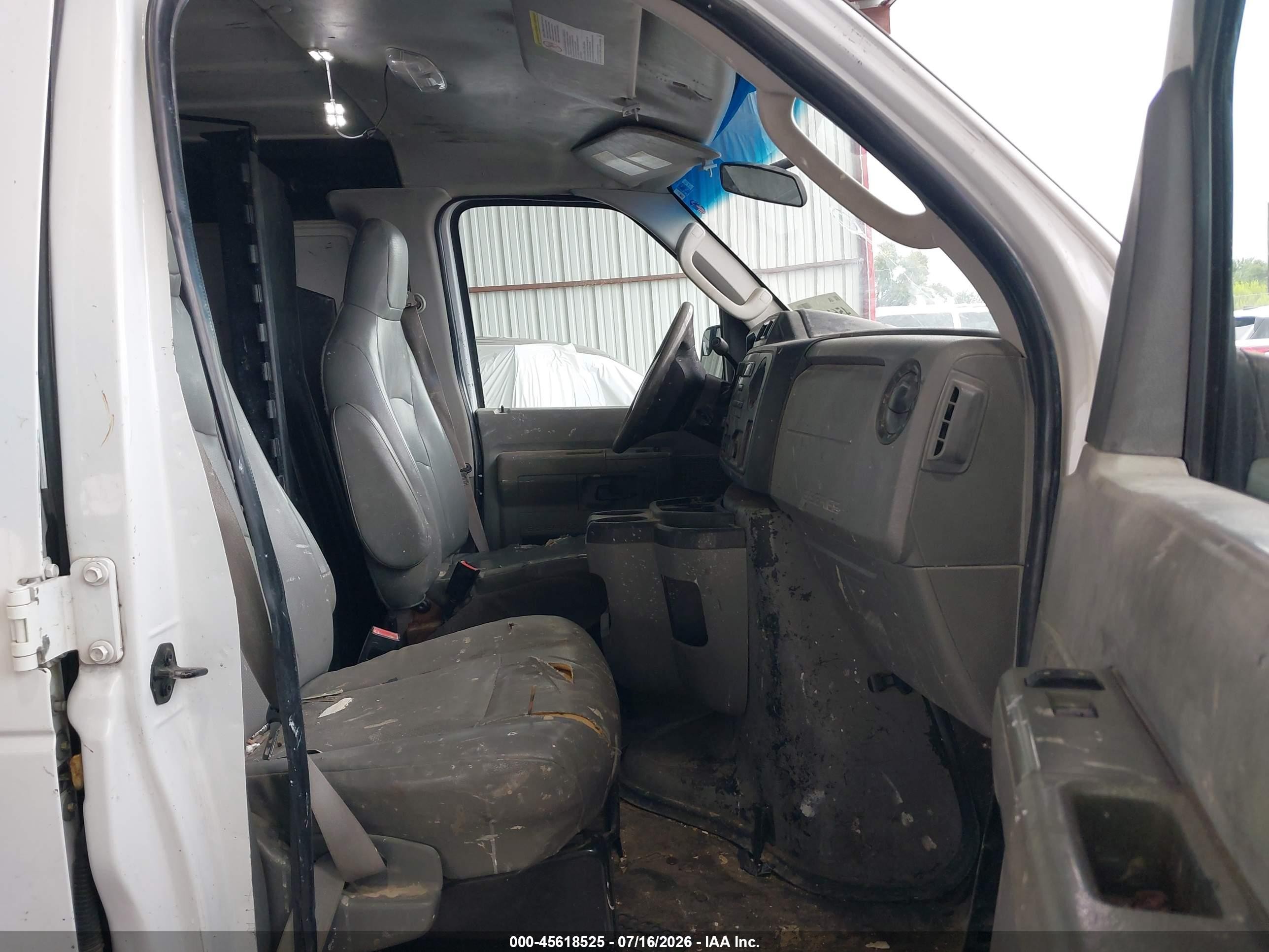 2013 Ford E-250 Commercial White vin: 1FTNE2EL6DDA71112