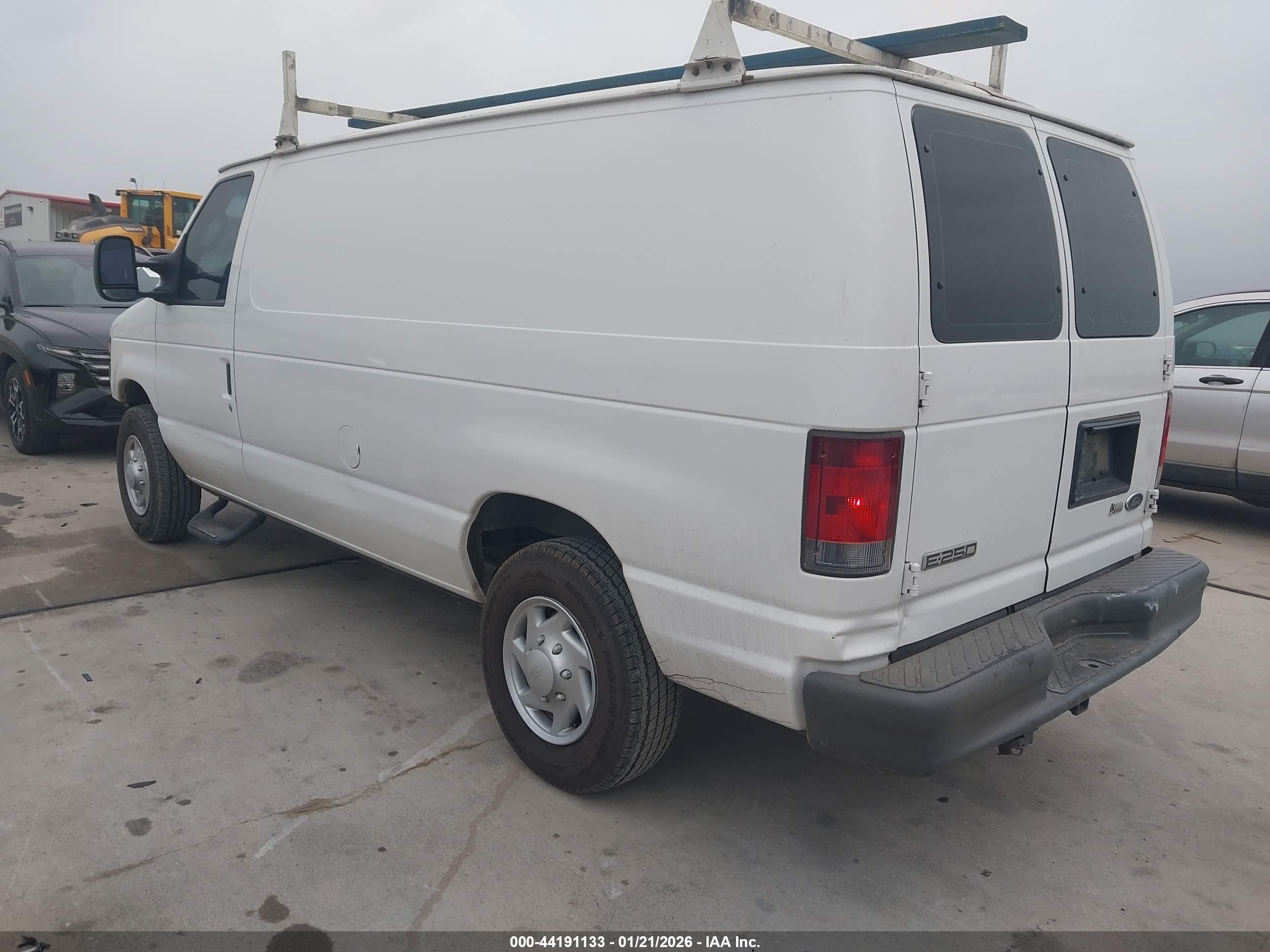 2010 Ford E-250 Commercial/recreational White vin: 1FTNE2EL7ADA04689