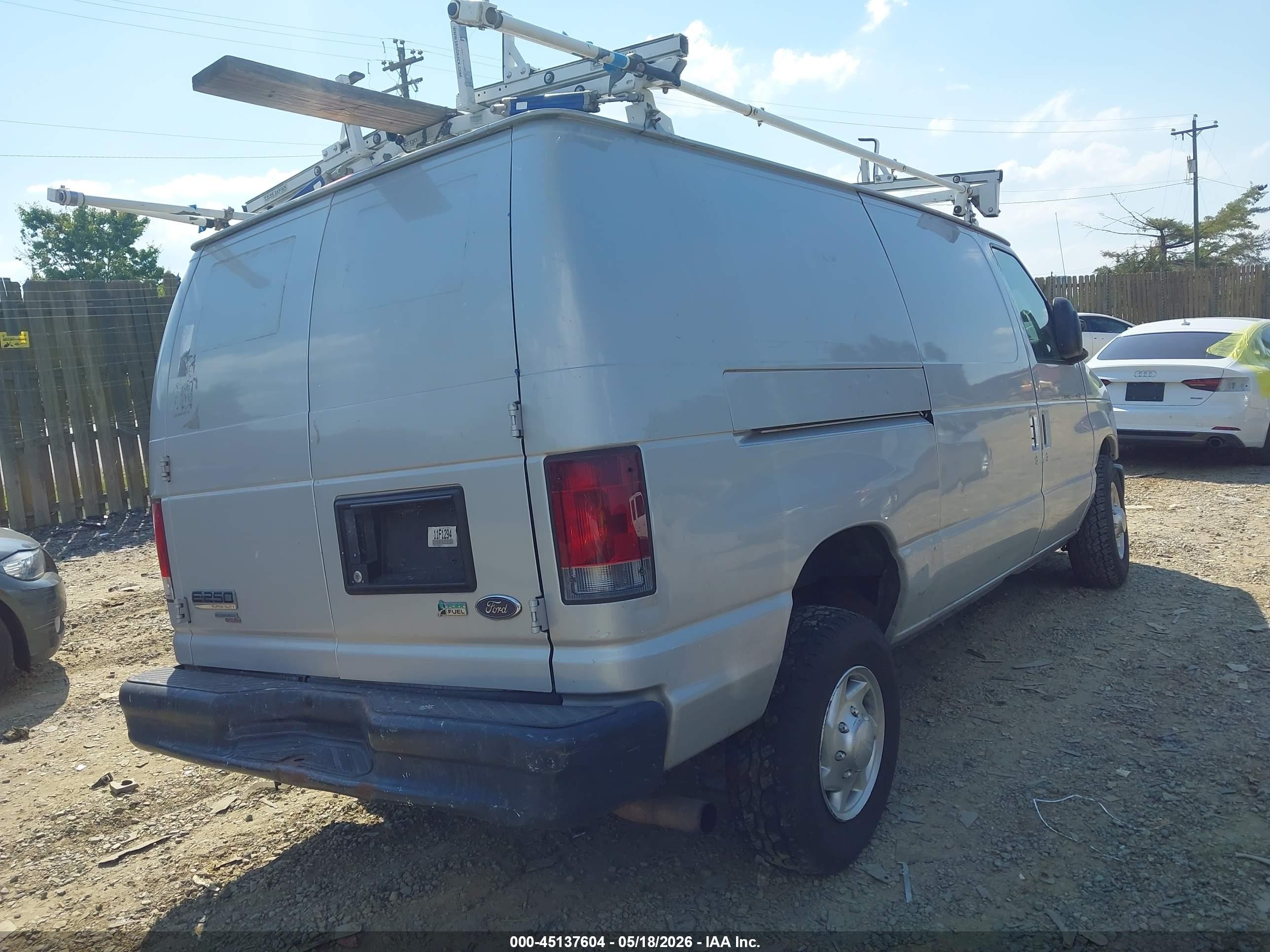 2011 Ford E-250 Commercial Silver vin: 1FTNE2EL7BDB13199