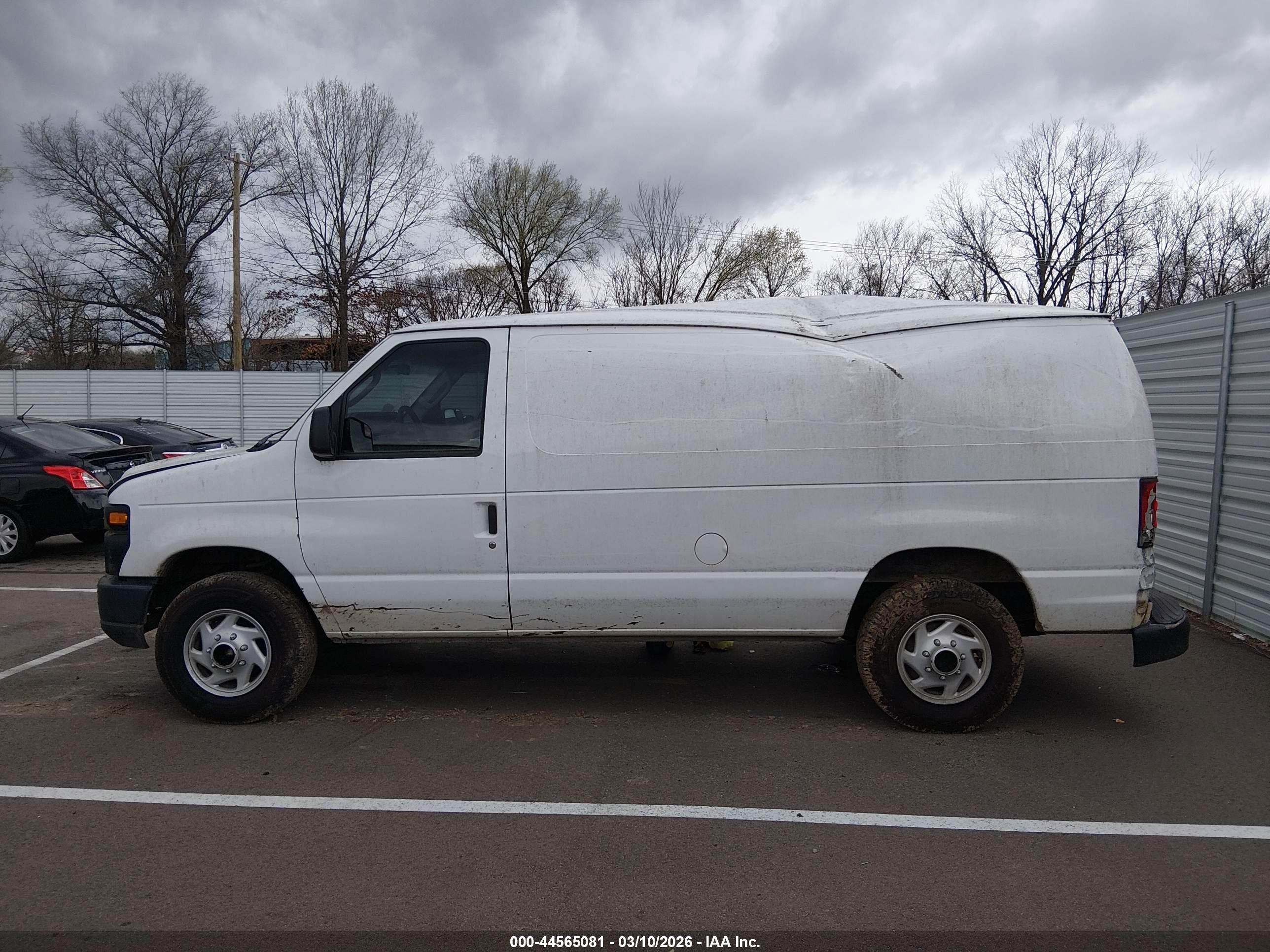 2013 Ford E-250 Commercial White vin: 1FTNE2EL7DDB13061