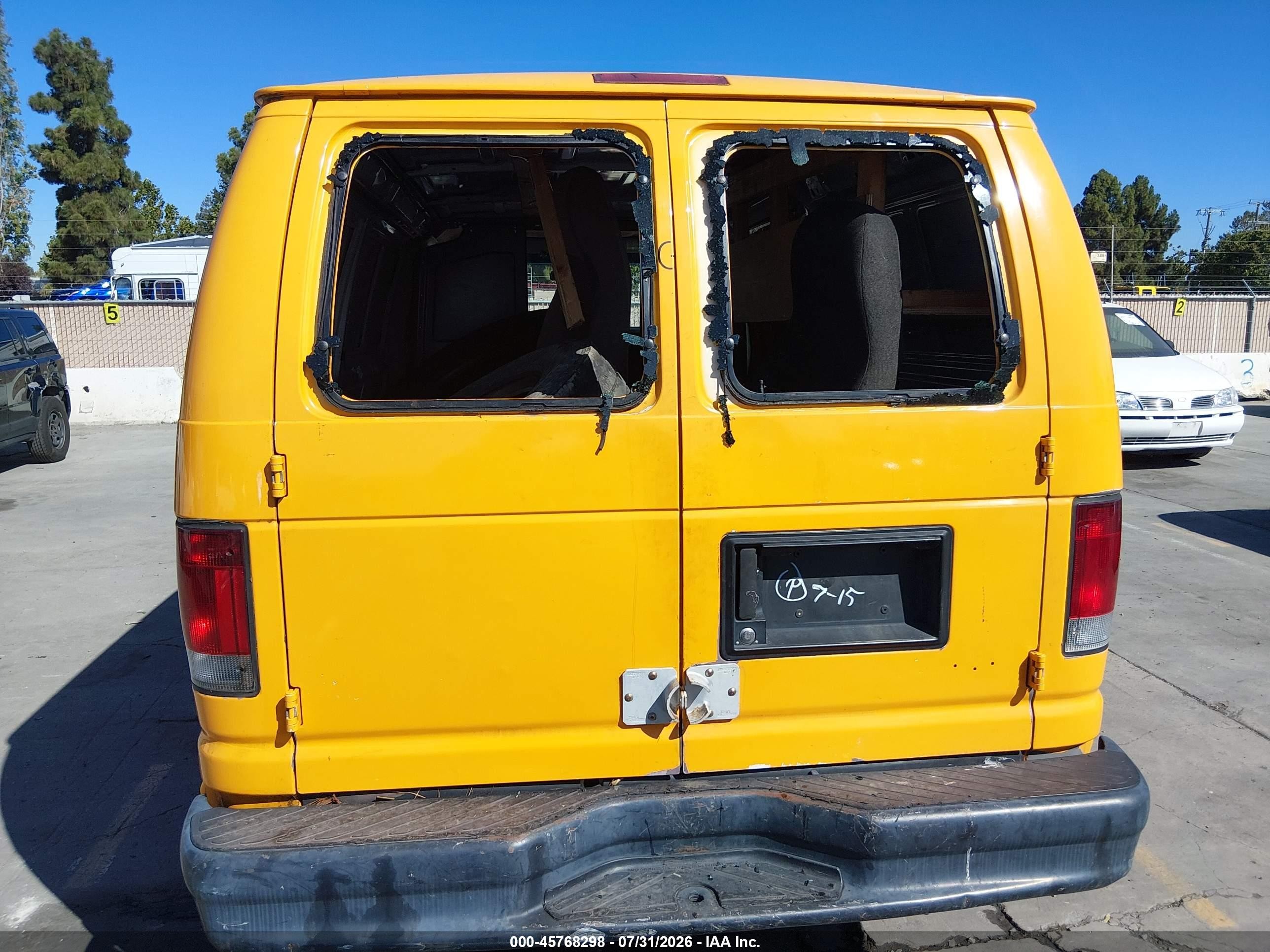 2012 Ford E-250 Commercial Yellow vin: 1FTNE2EL8CDB35102