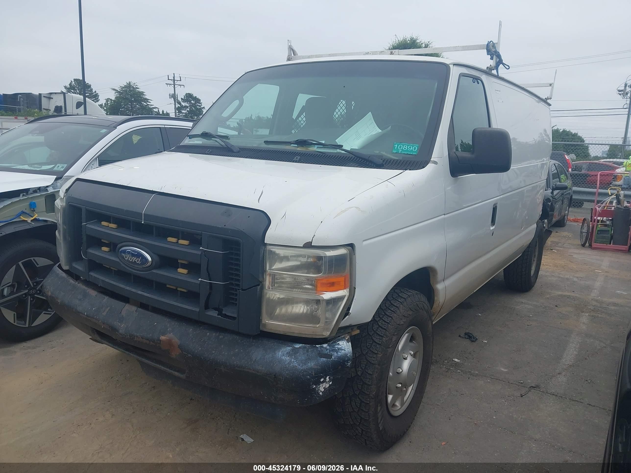 2013 Ford E-250 Commercial White vin: 1FTNE2EL9DDB31447