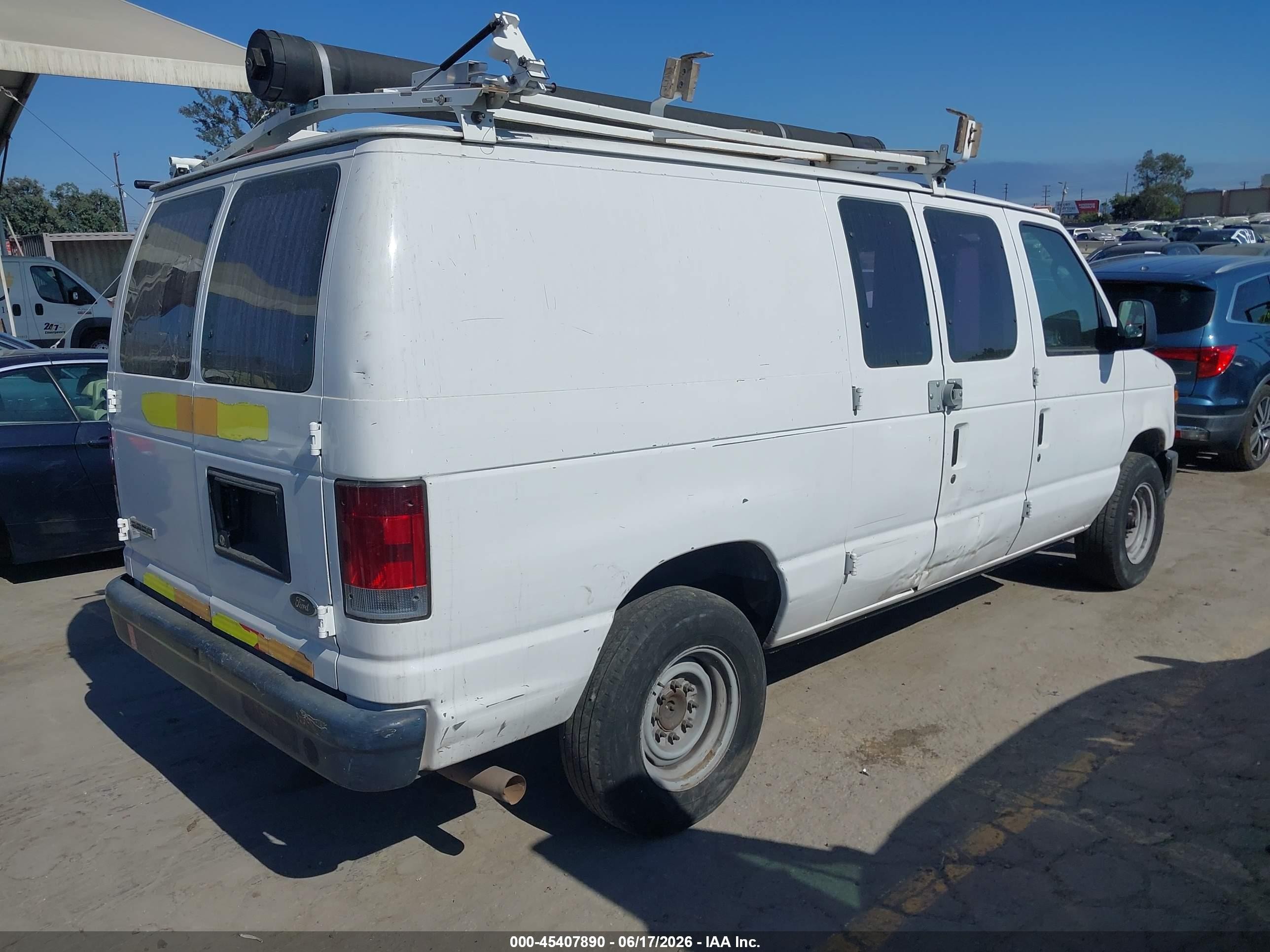 2010 Ford E-250 Commercial/recreational White vin: 1FTNE2ELXADA19610