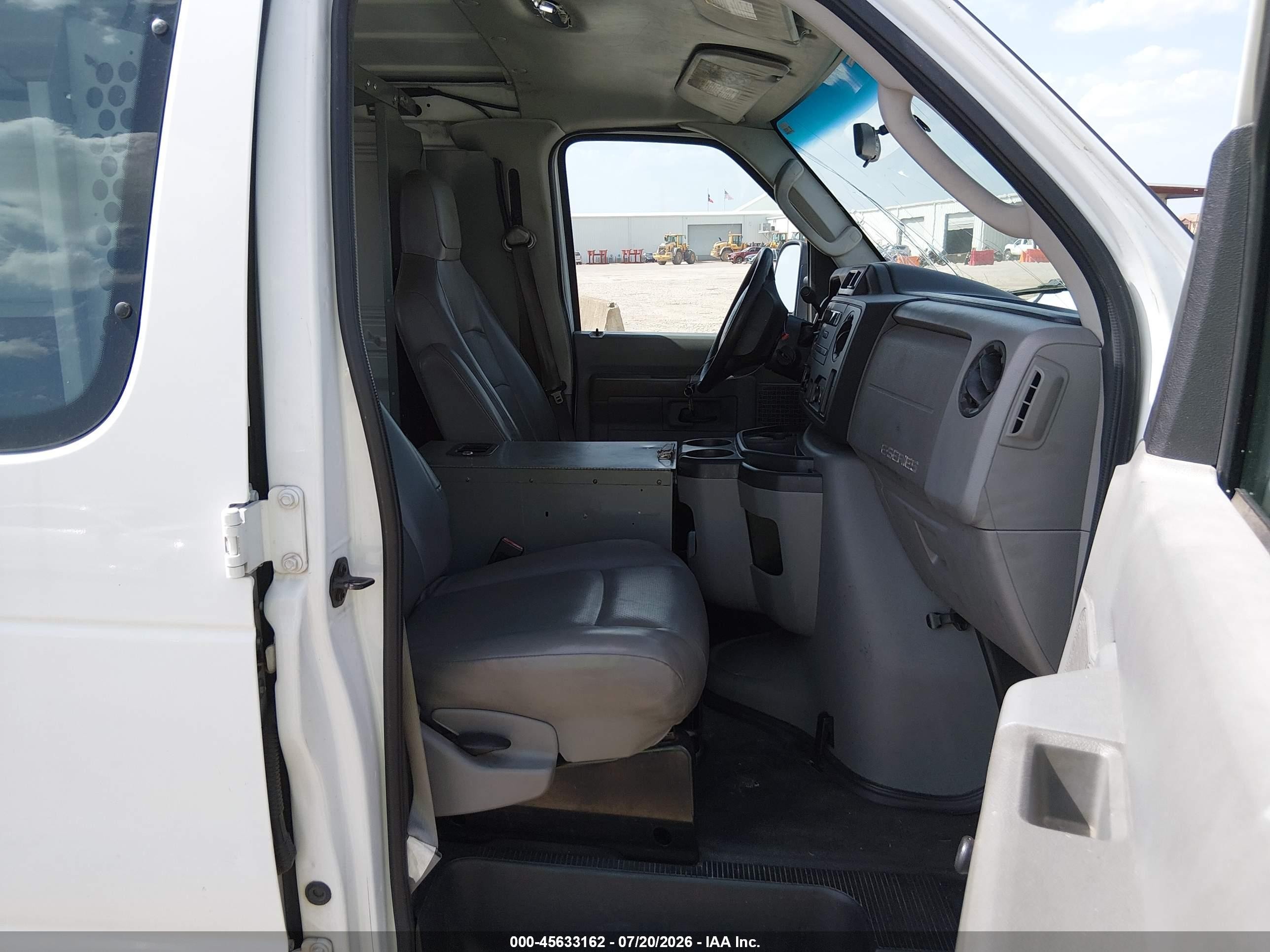 2011 Ford E-250 Commercial White vin: 1FTNE2ELXBDB09812