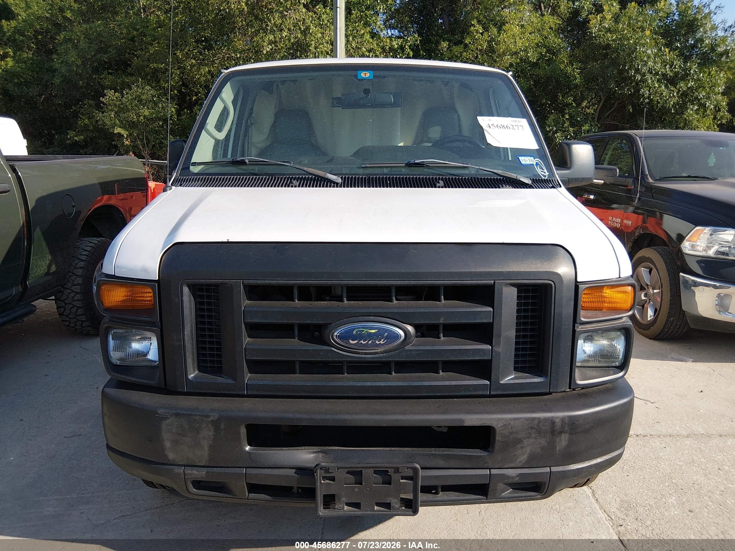2010 Ford E-250 Commercial/recreational White vin: 1FTNE2EW0ADA68647