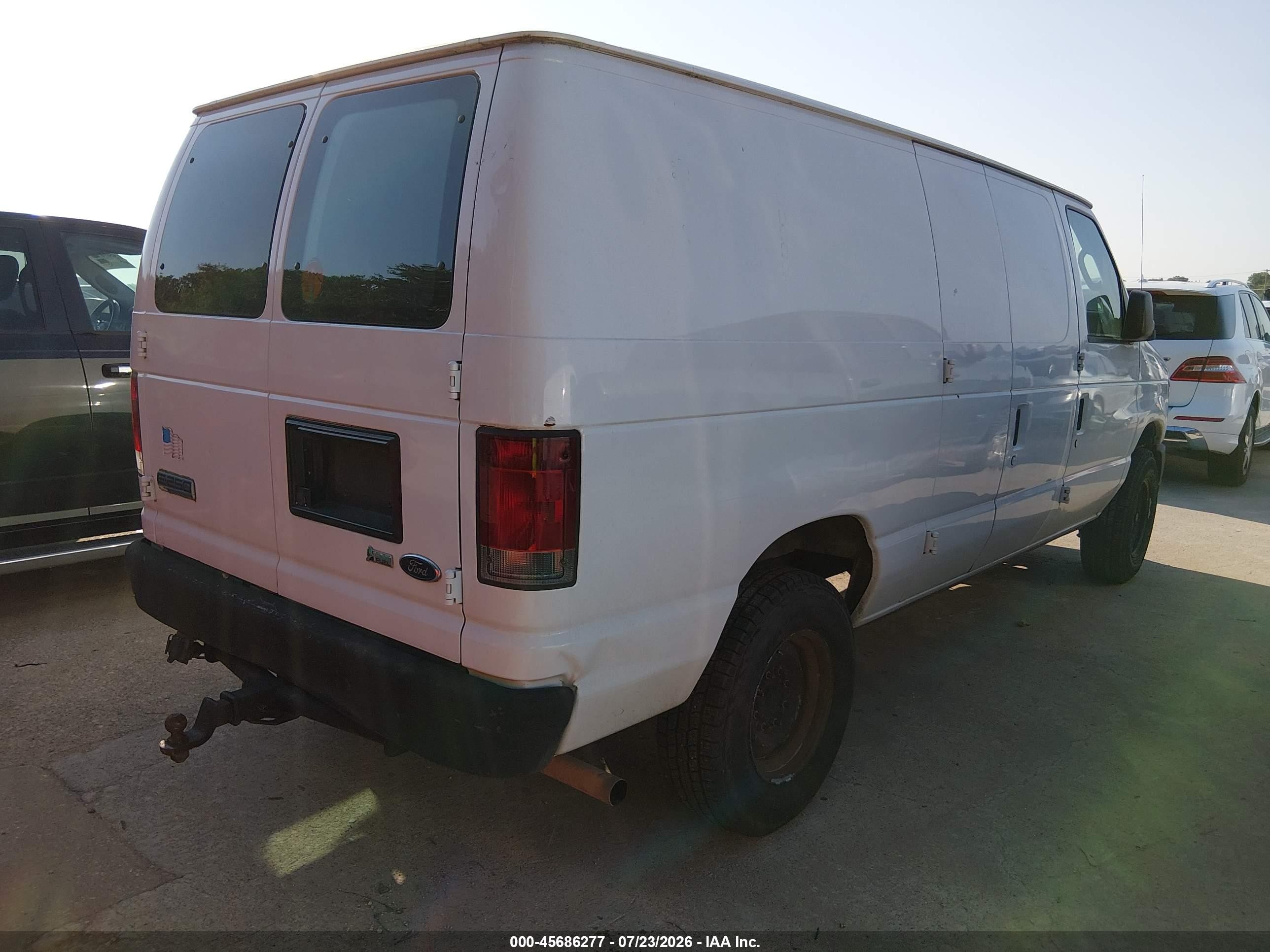 2010 Ford E-250 Commercial/recreational White vin: 1FTNE2EW0ADA68647