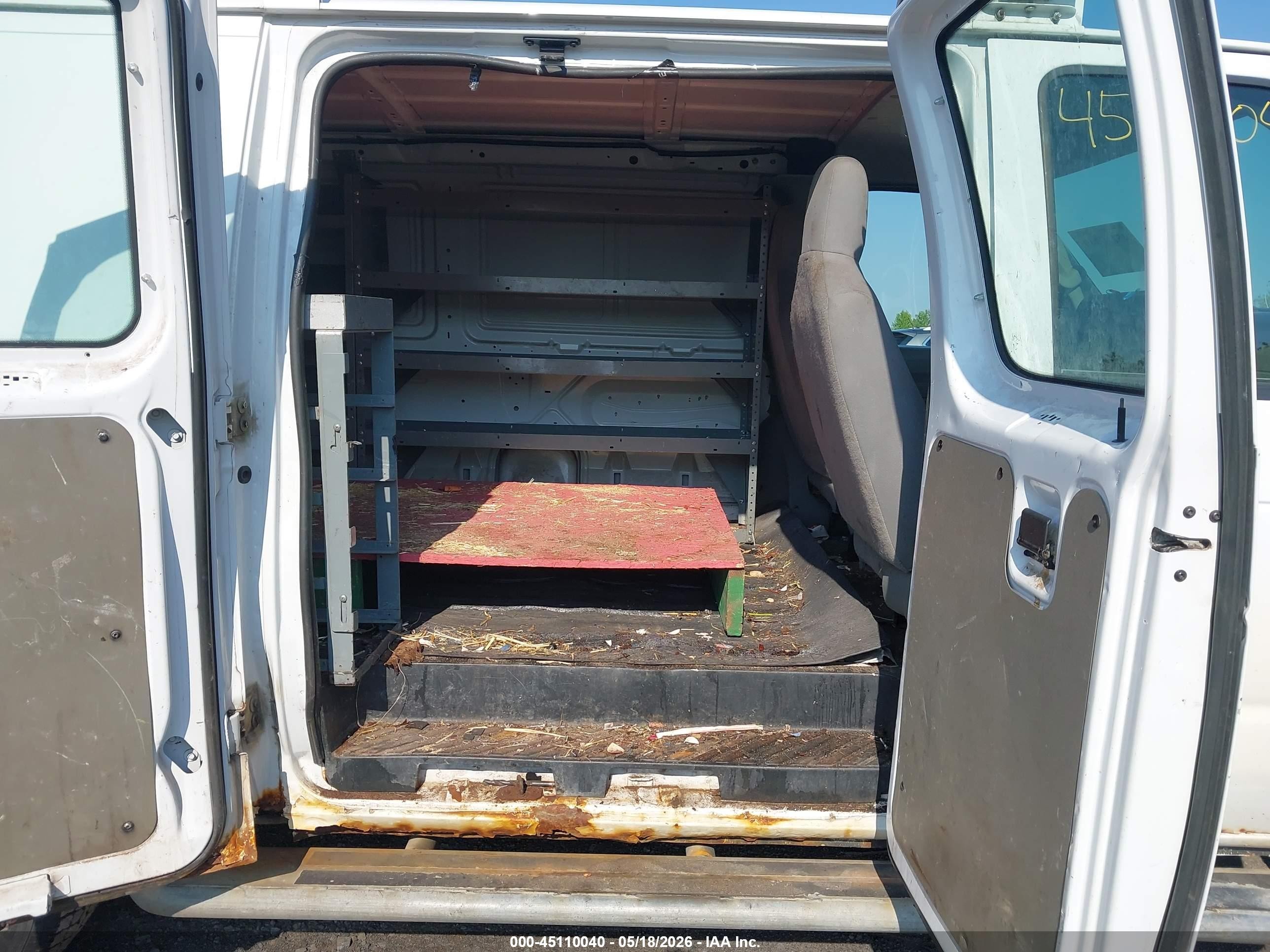 2013 Ford E-250 Commercial White vin: 1FTNE2EW0DDA11790