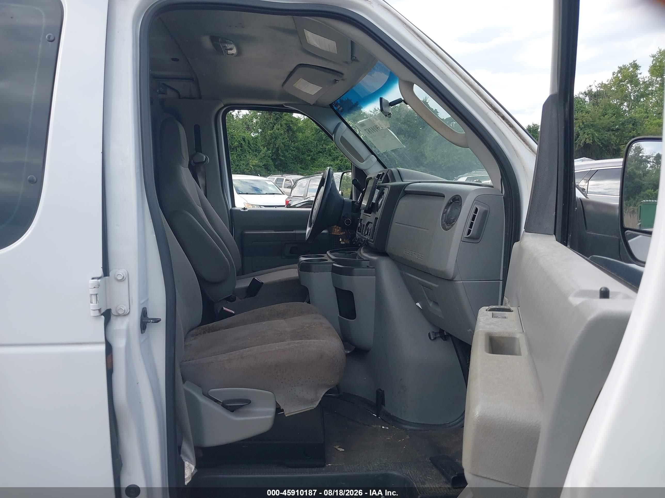 2014 Ford E-250 Commercial White vin: 1FTNE2EW0EDA20149