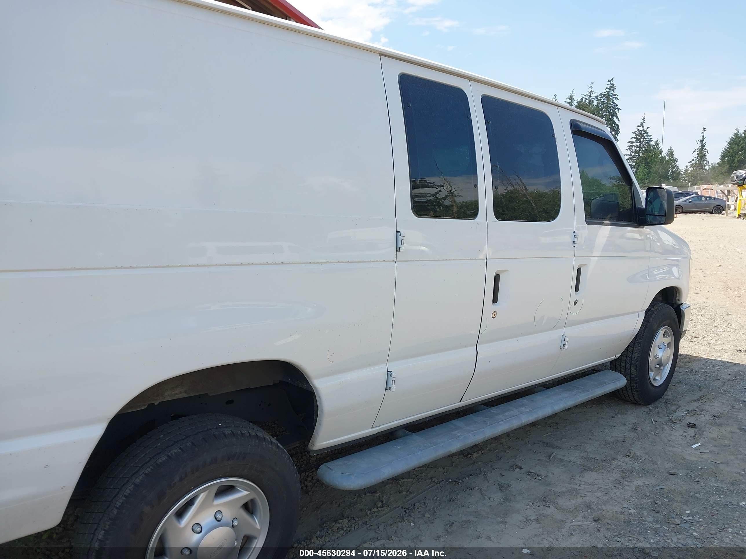 2014 Ford E-250 Commercial Белый vin: 1FTNE2EW0EDA31829