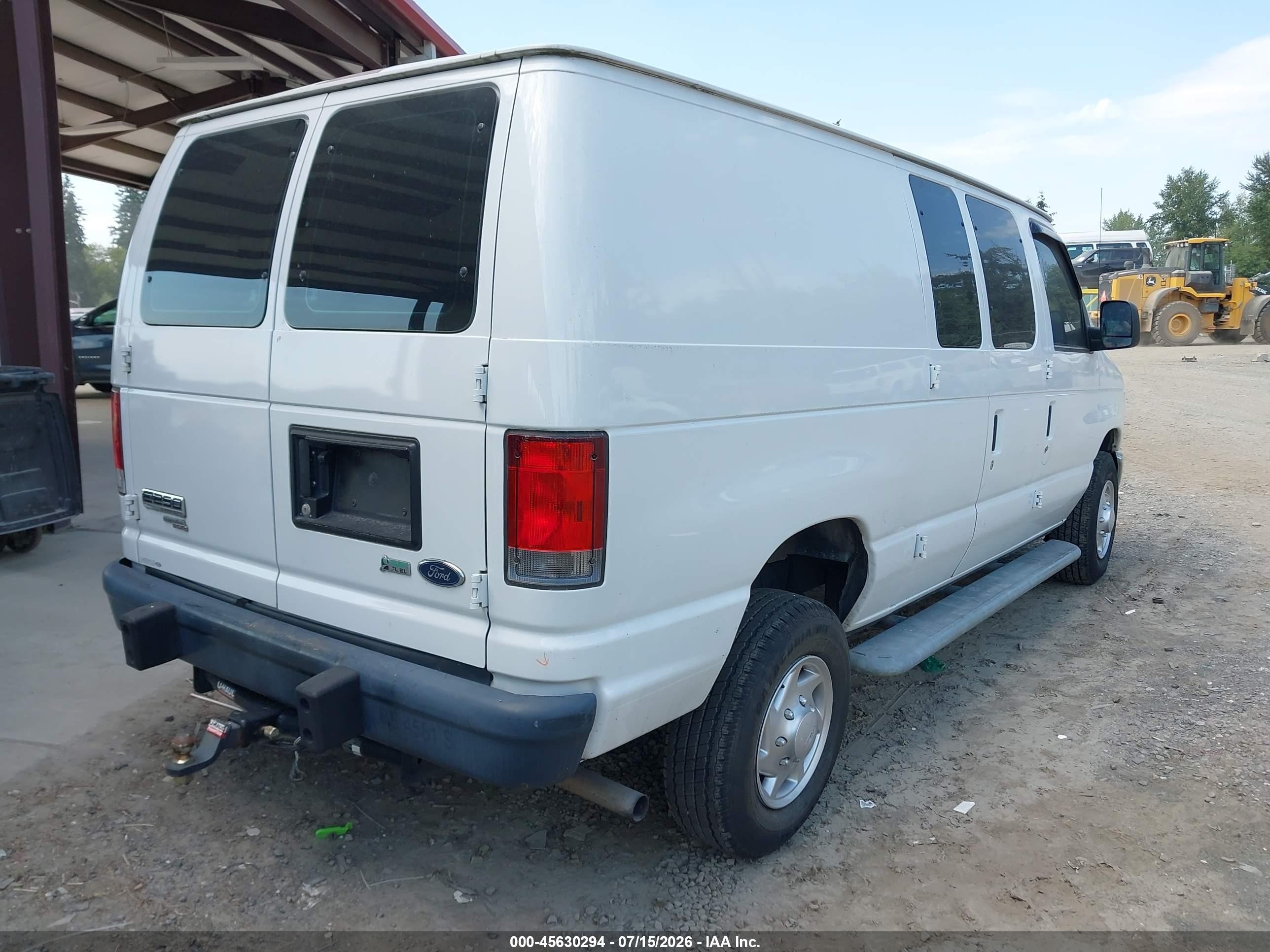 2014 Ford E-250 Commercial Белый vin: 1FTNE2EW0EDA31829