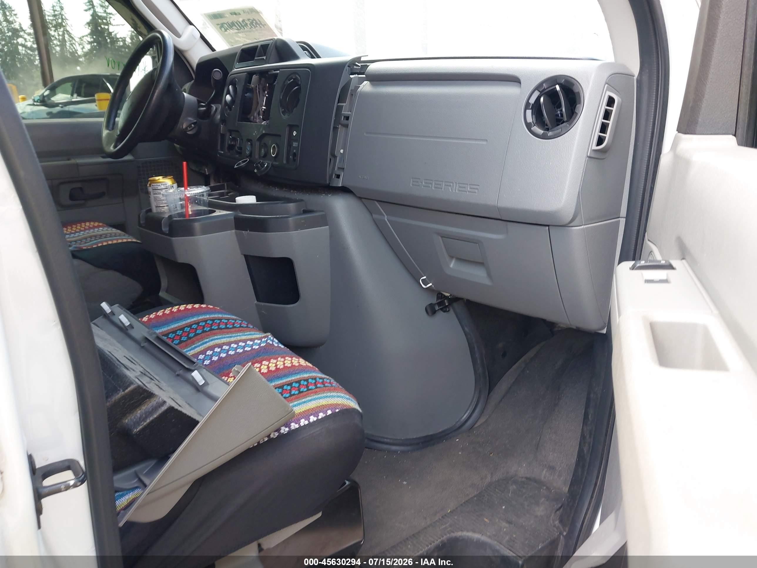 2014 Ford E-250 Commercial Белый vin: 1FTNE2EW0EDA31829