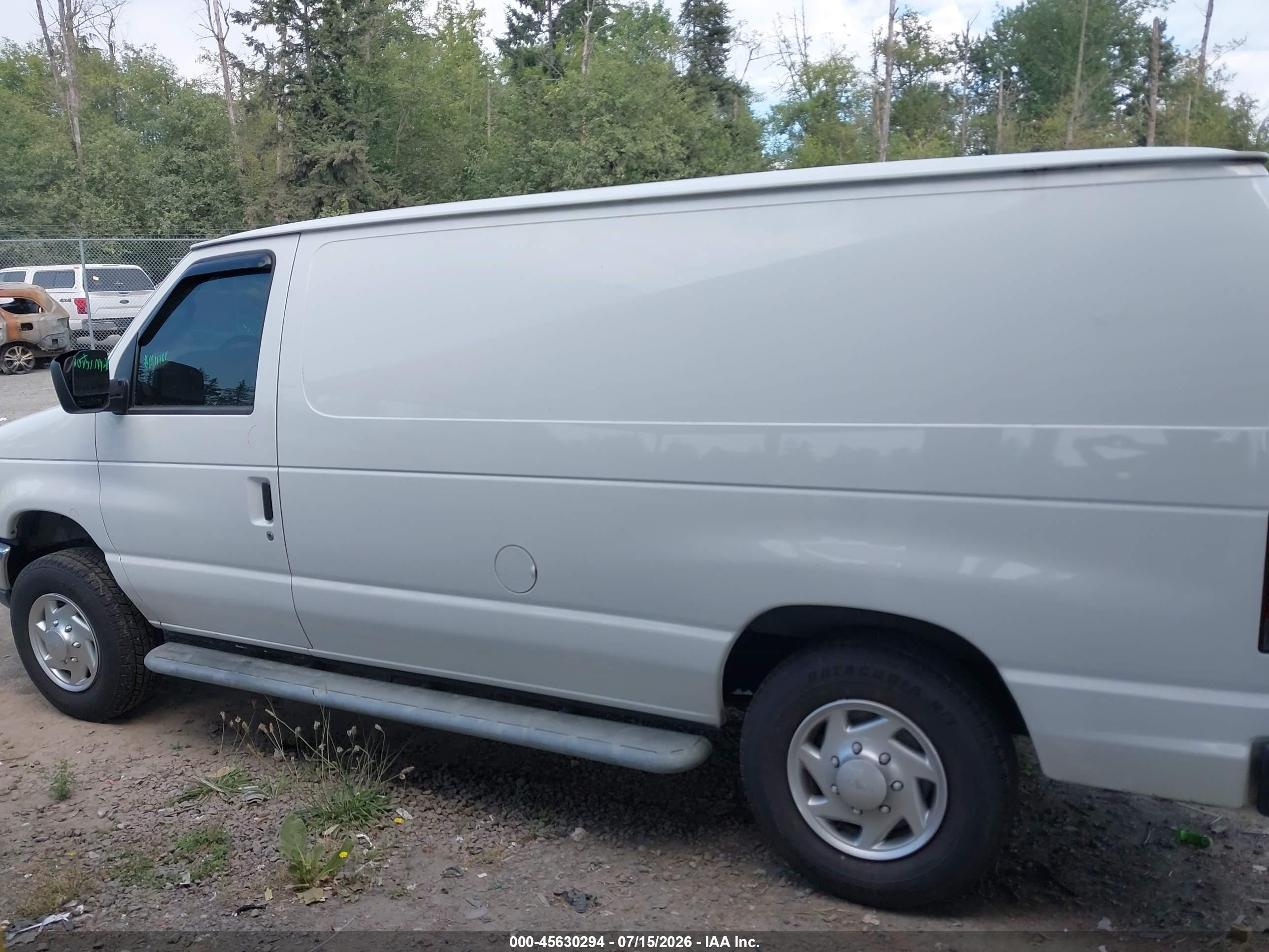 2014 Ford E-250 Commercial Белый vin: 1FTNE2EW0EDA31829
