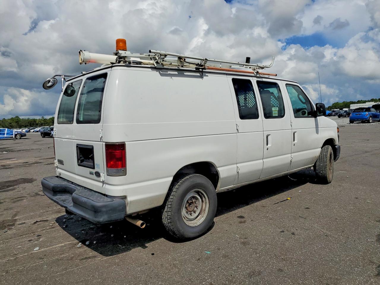 2010 Ford Econoline E250 Van White vin: 1FTNE2EW1ADA88034