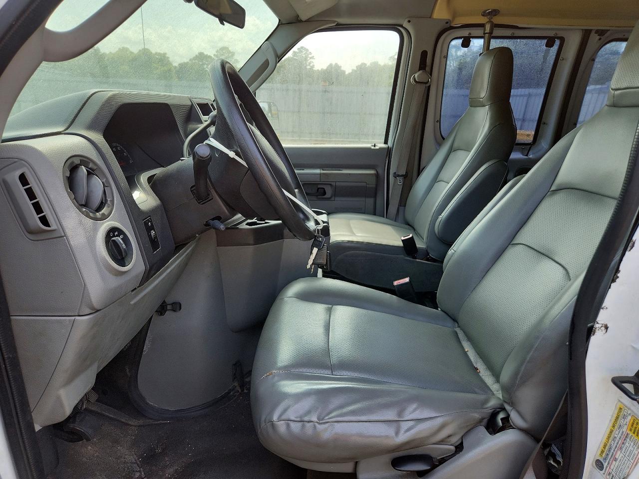 2010 Ford Econoline E250 Van White vin: 1FTNE2EW1ADA99454