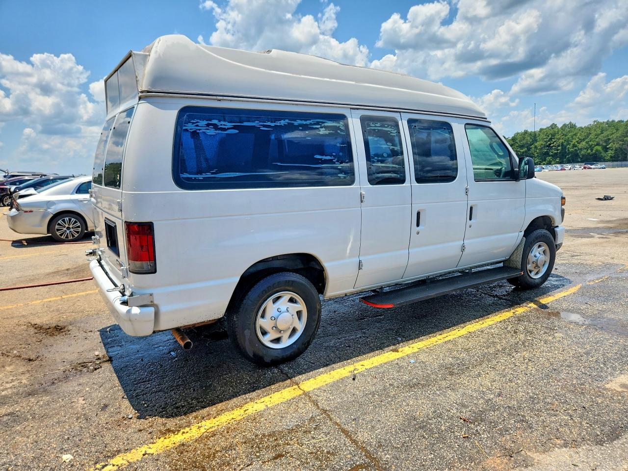 2010 Ford Econoline E250 Van White vin: 1FTNE2EW1ADA99454