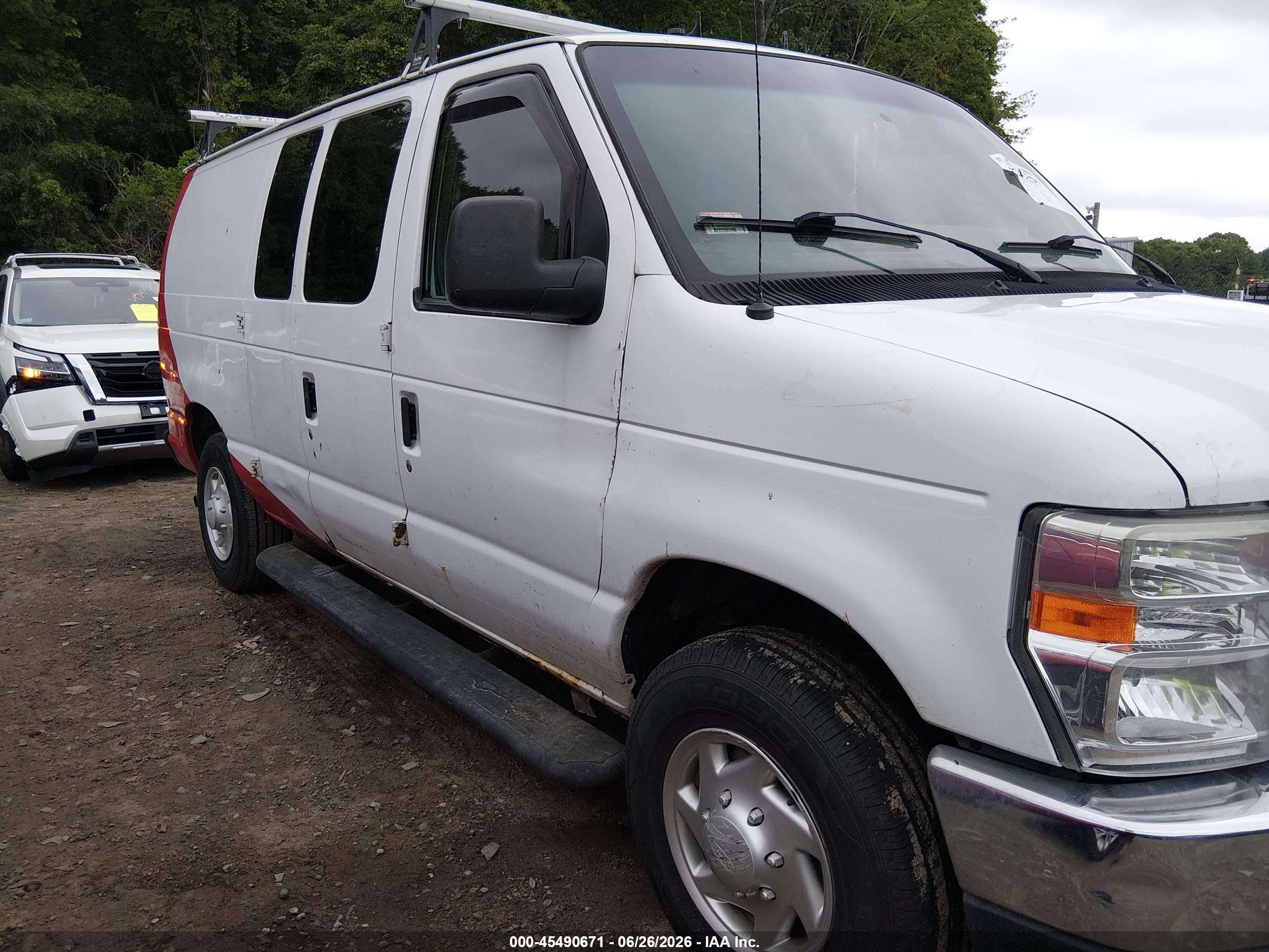 2011 Ford E-250 Commercial/recreational White vin: 1FTNE2EW1BDA76824