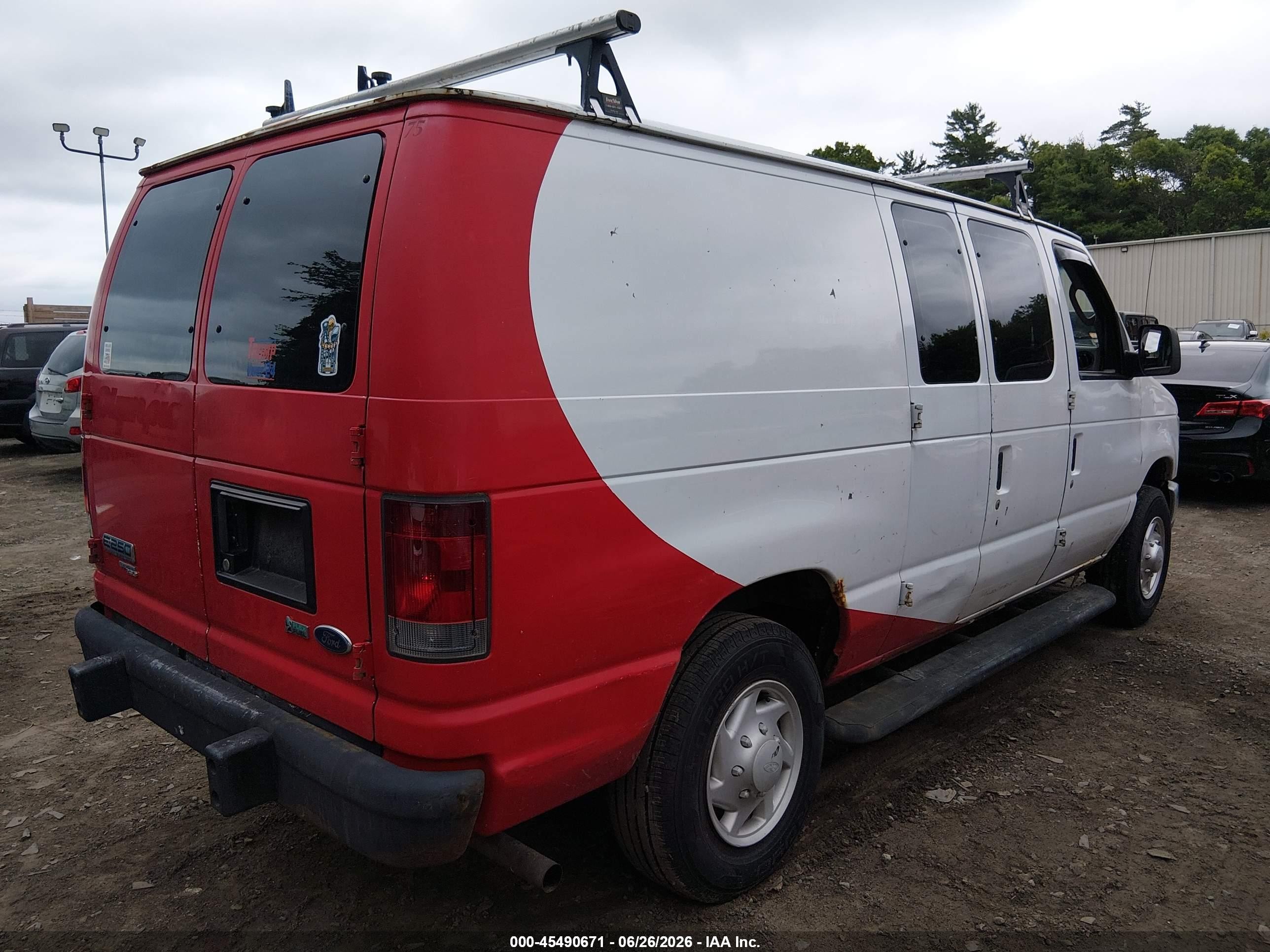 2011 Ford E-250 Commercial/recreational White vin: 1FTNE2EW1BDA76824
