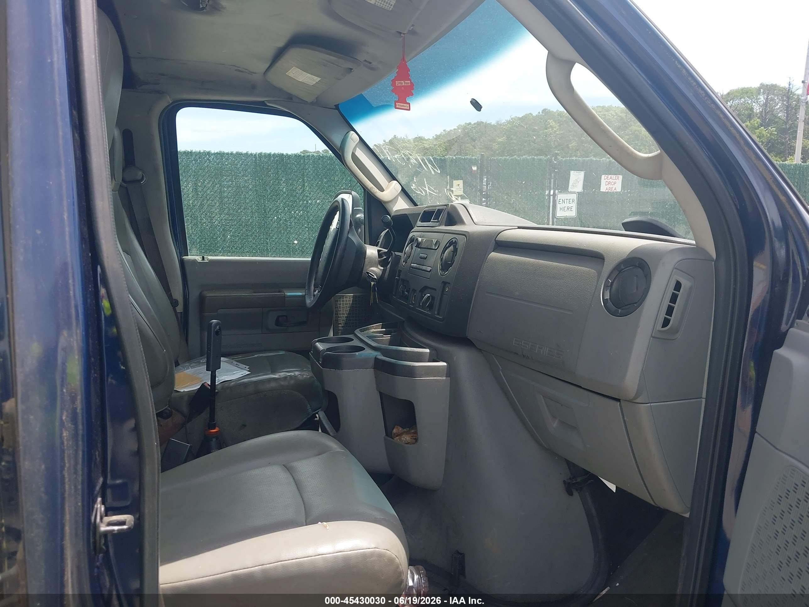 2012 Ford E-250 Commercial Blue vin: 1FTNE2EW1CDA00568