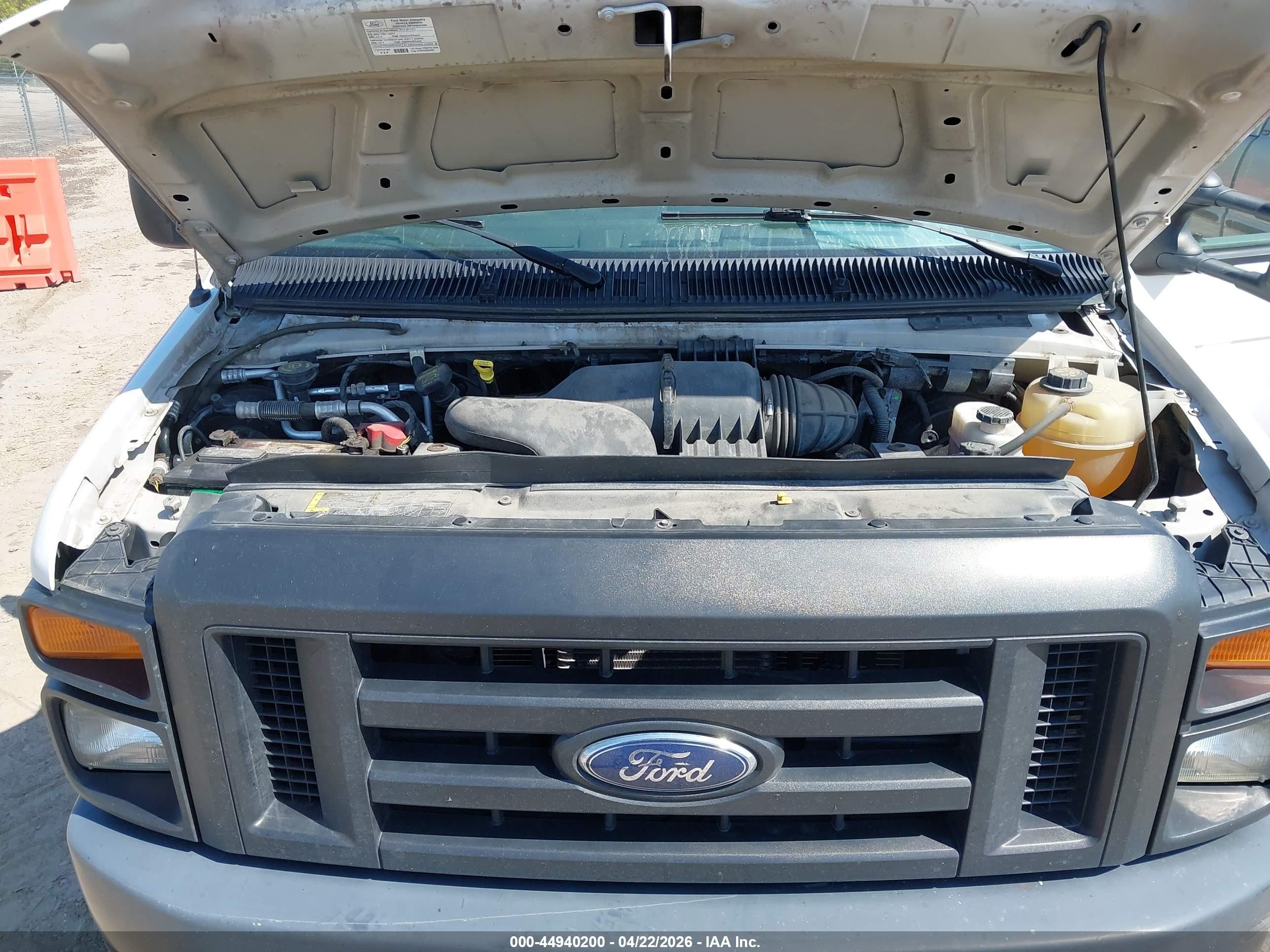 2012 Ford E-250 Commercial White vin: 1FTNE2EW1CDA42089