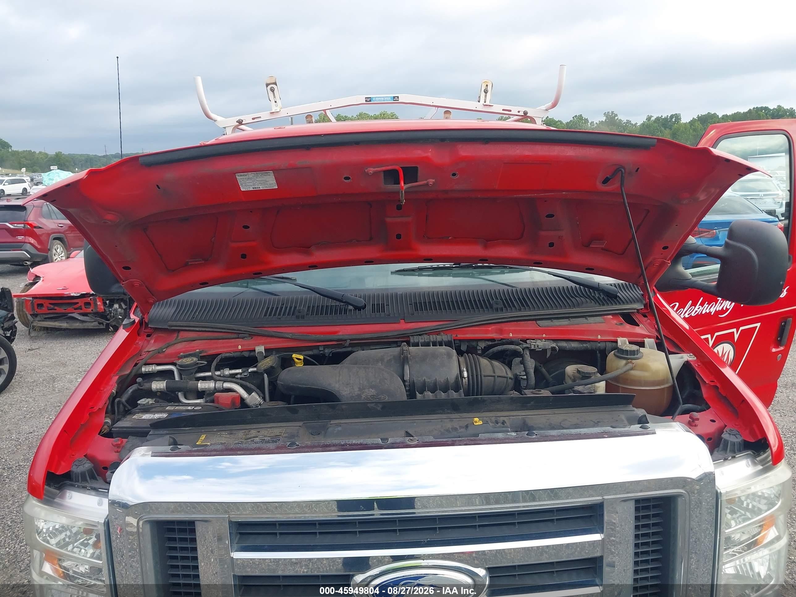 2014 Ford E-250 Commercial Red vin: 1FTNE2EW1EDB18445