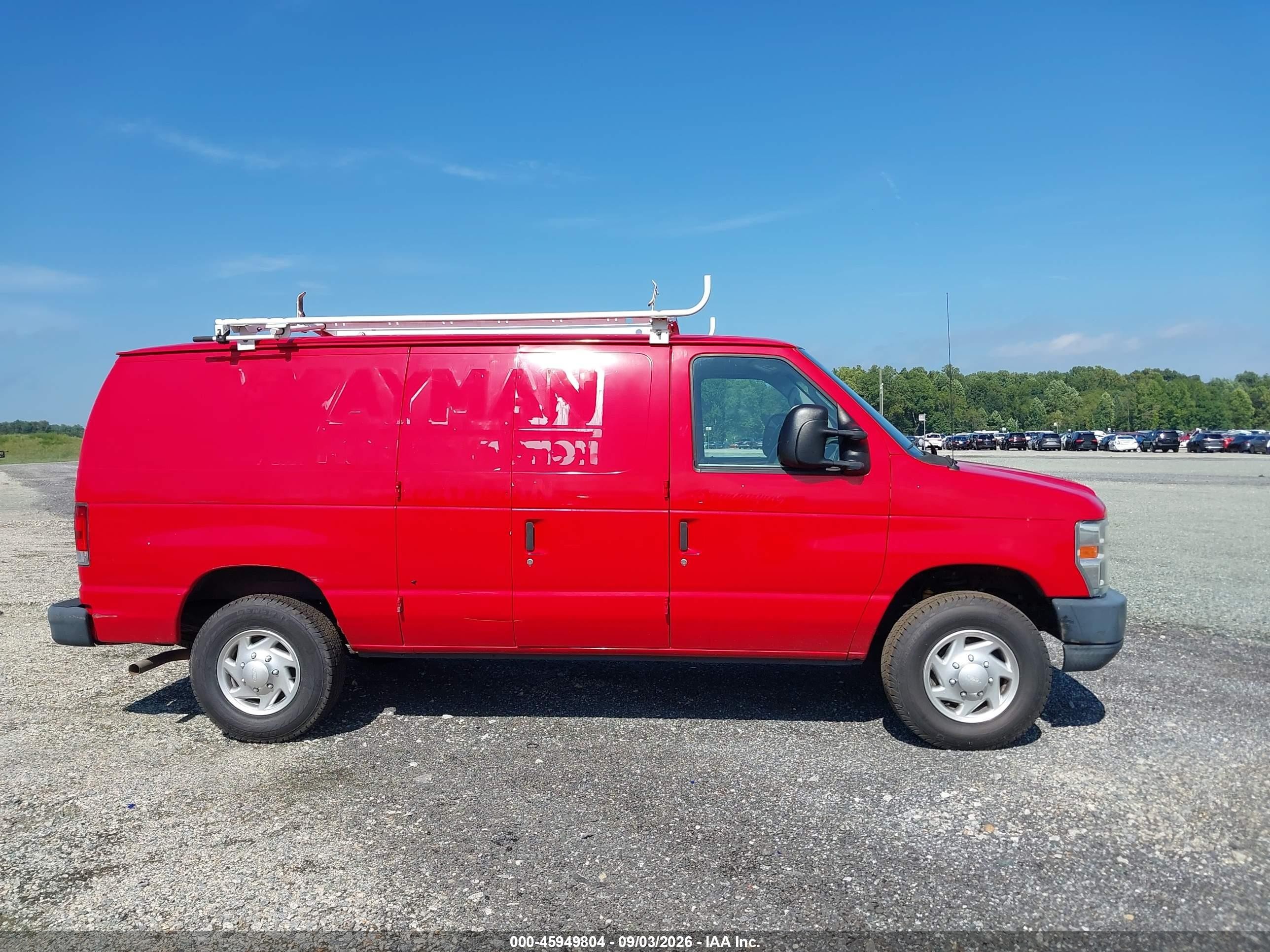 2014 Ford E-250 Commercial Red vin: 1FTNE2EW1EDB18445