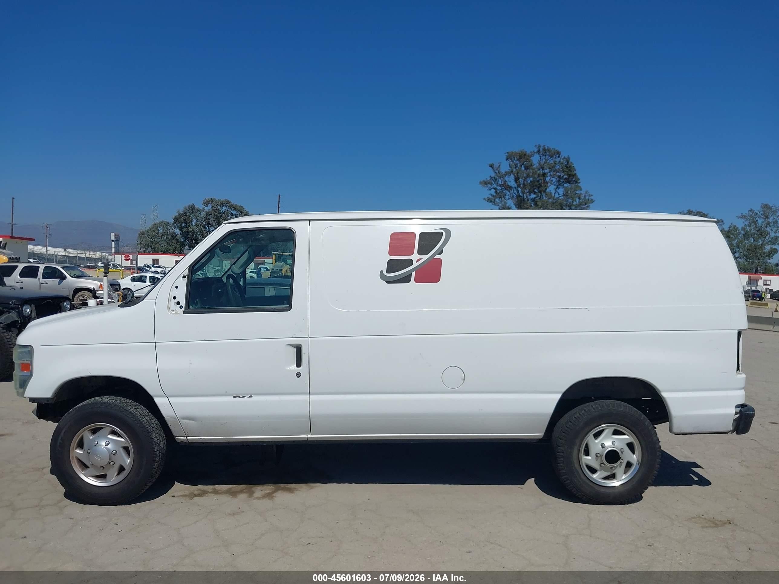 2012 Ford E-250 Commercial Белый vin: 1FTNE2EW2CDA40805