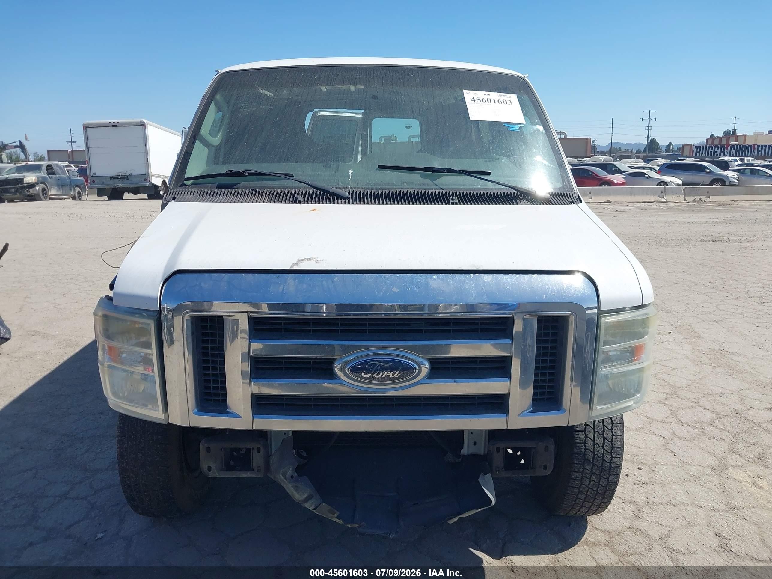 2012 Ford E-250 Commercial Белый vin: 1FTNE2EW2CDA40805
