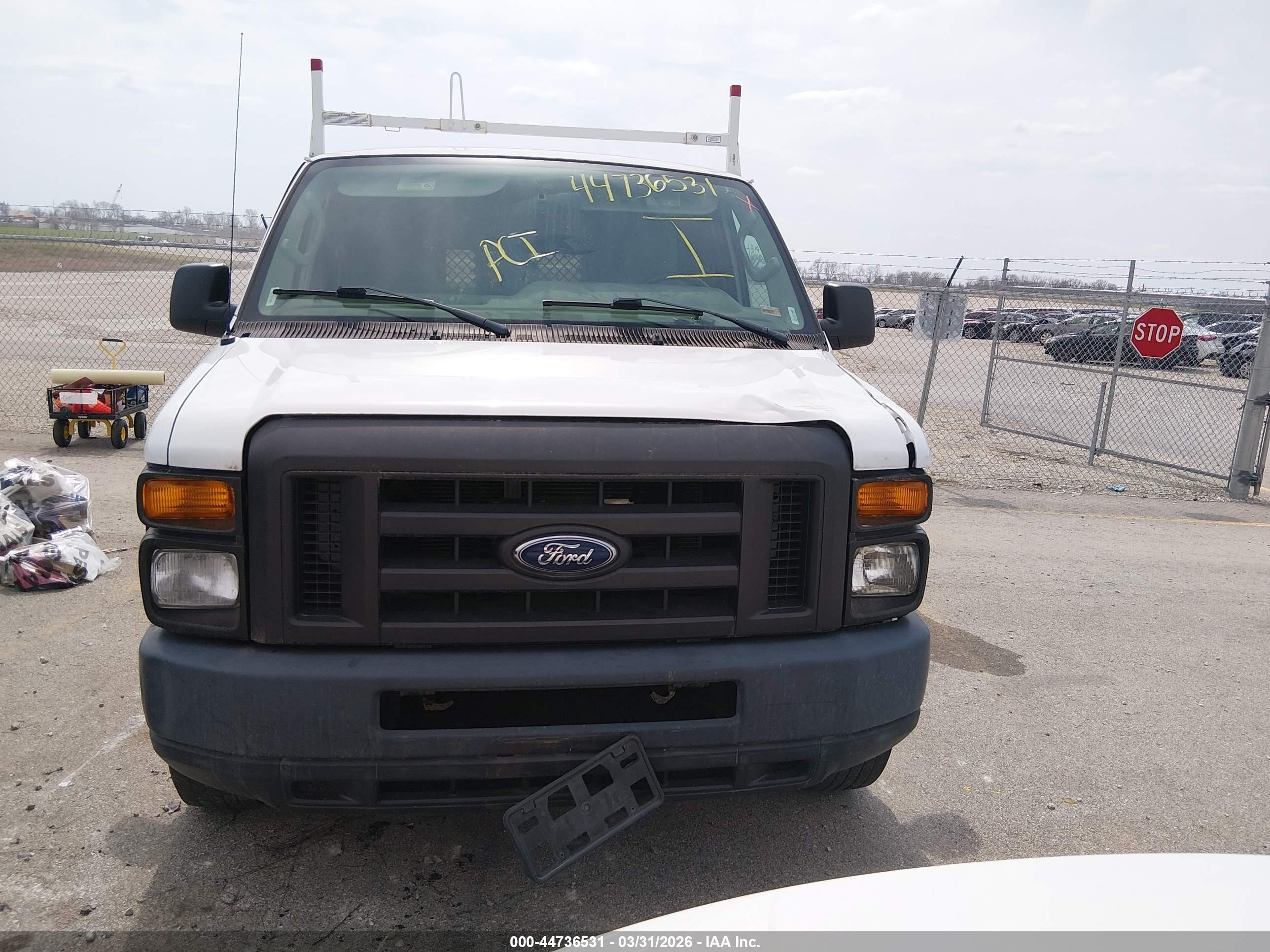 2013 Ford E-250 Commercial White vin: 1FTNE2EW2DDA14223