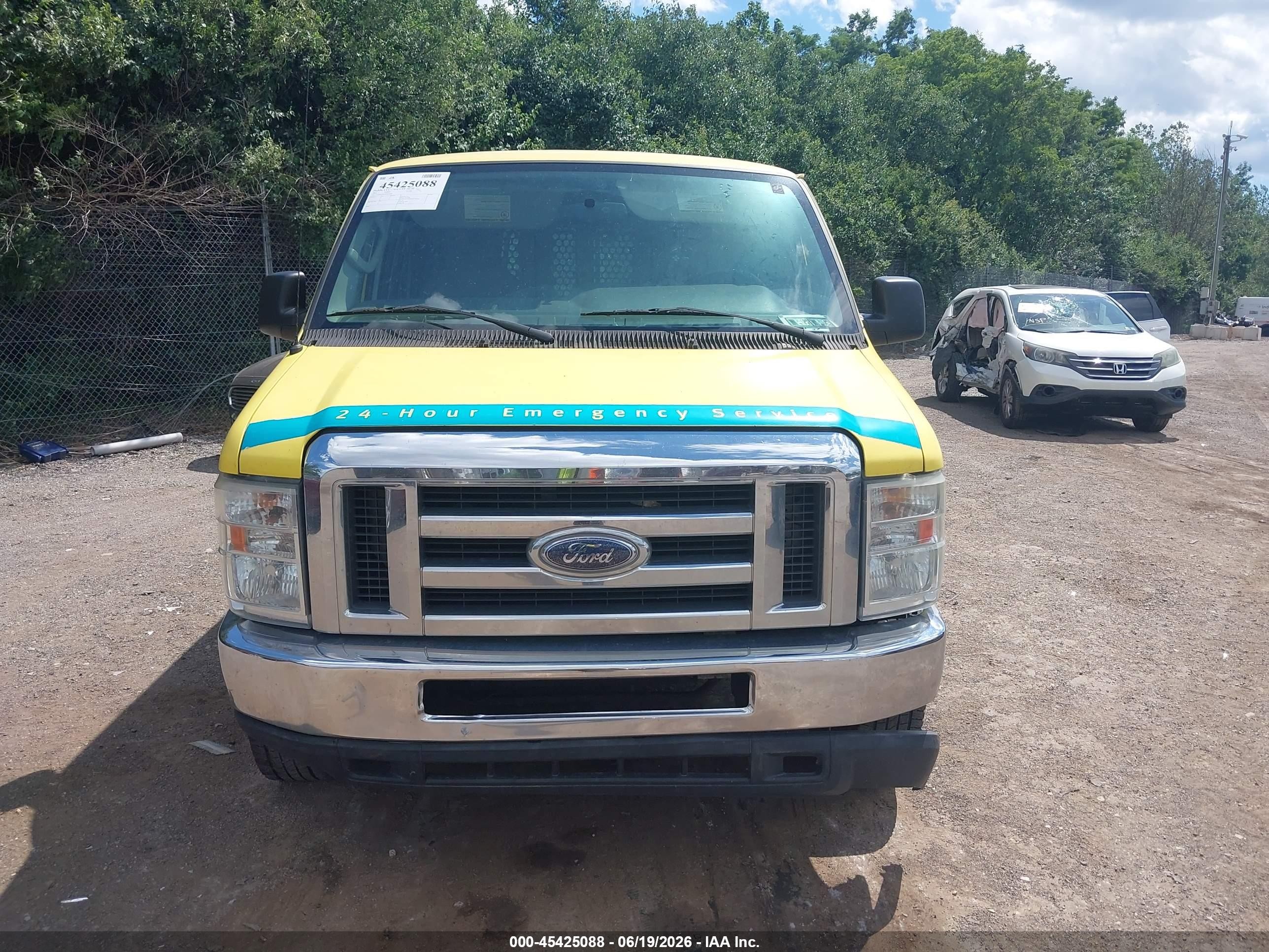 2013 Ford E-250 Commercial/recreational Yellow vin: 1FTNE2EW2DDA24508