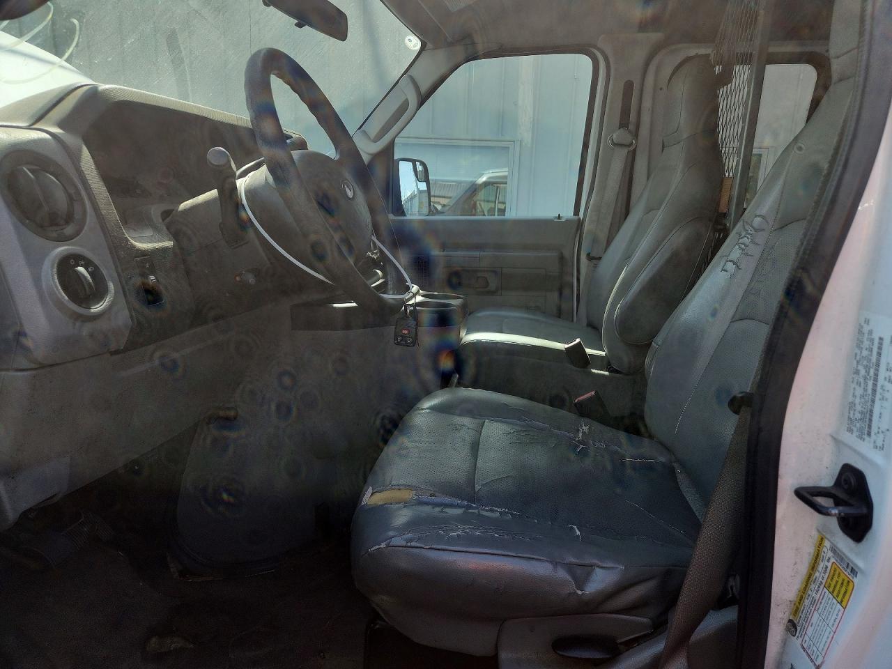 2011 Ford Econoline E250 Van Белый vin: 1FTNE2EW3BDA76419