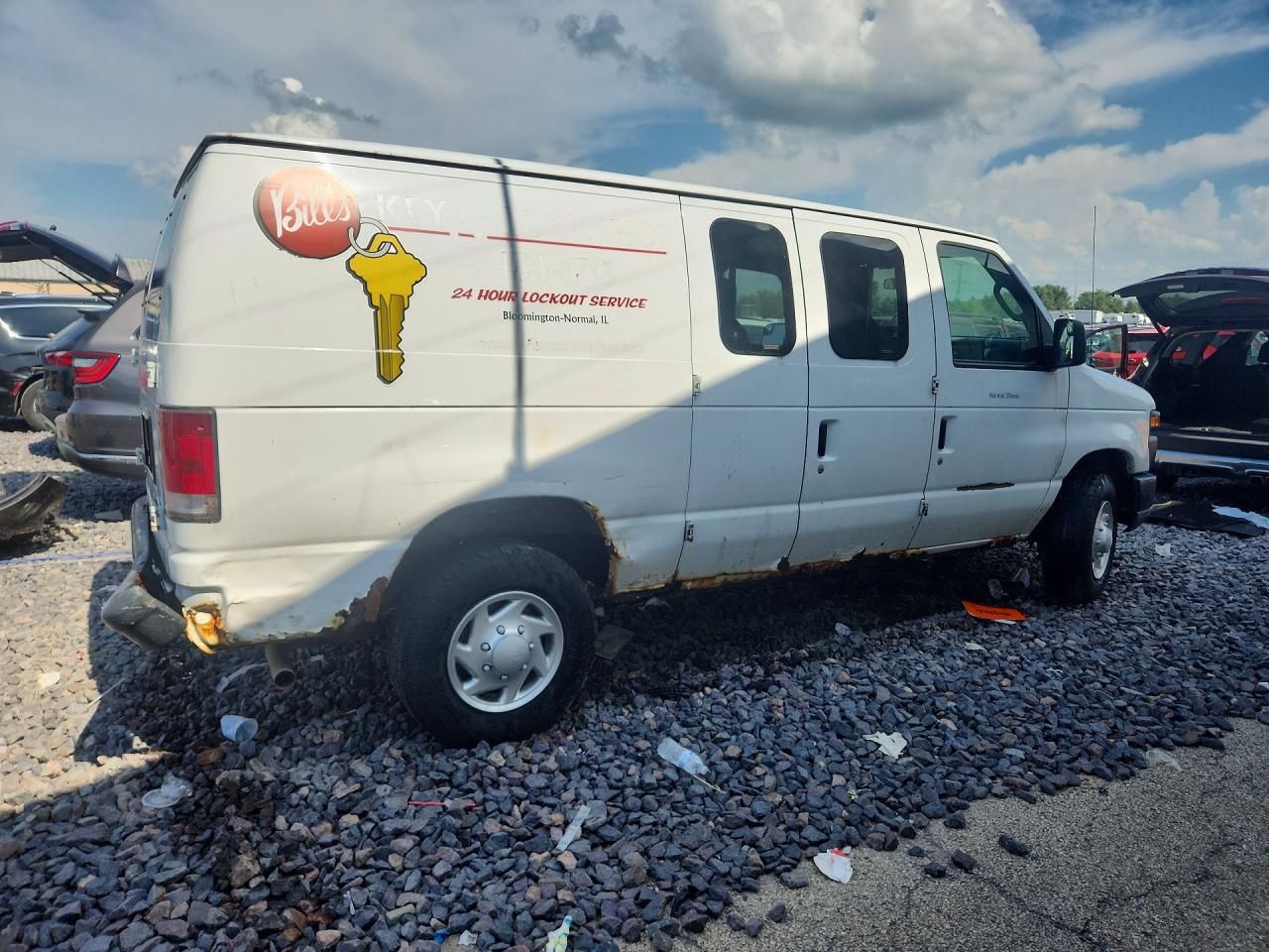 2011 Ford Econoline E250 Van Белый vin: 1FTNE2EW3BDA76419