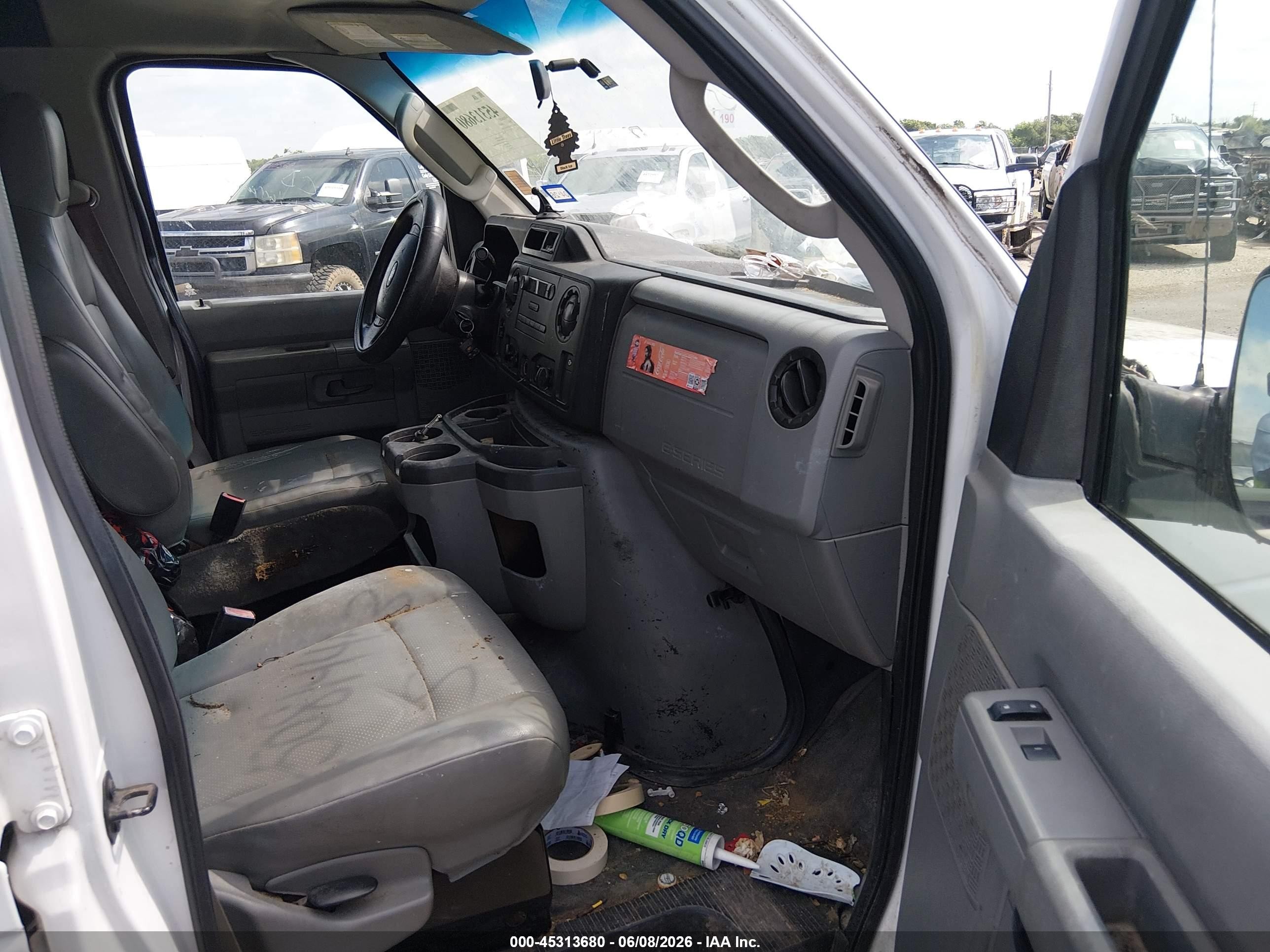 2014 Ford E-250 Commercial White vin: 1FTNE2EW3EDA33364