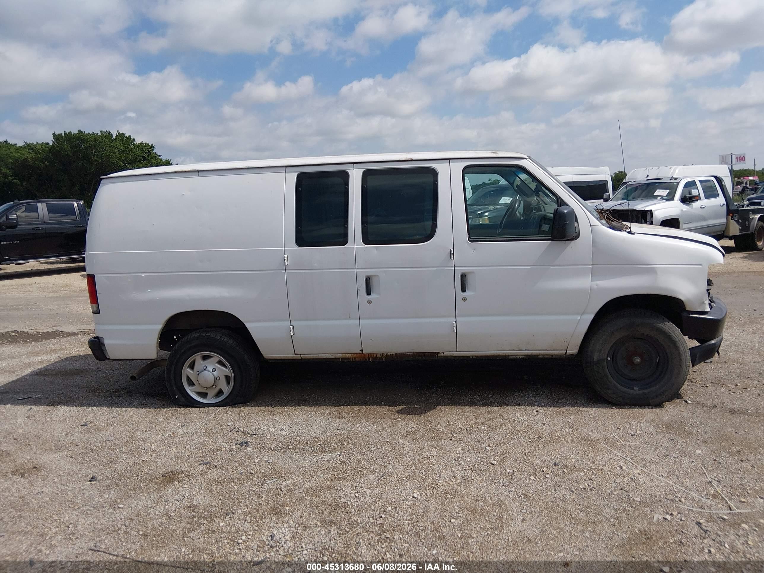 2014 Ford E-250 Commercial White vin: 1FTNE2EW3EDA33364