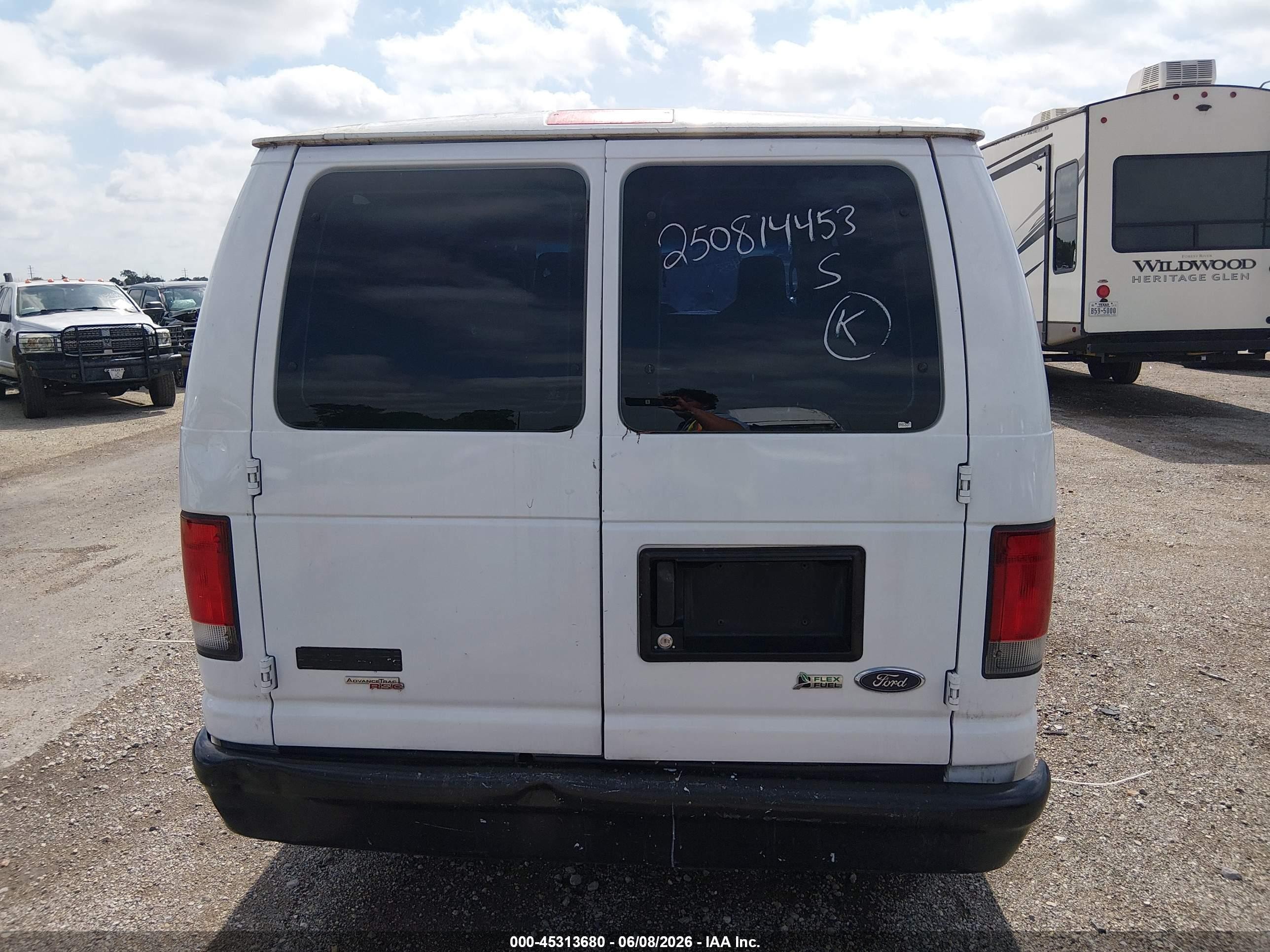 2014 Ford E-250 Commercial White vin: 1FTNE2EW3EDA33364