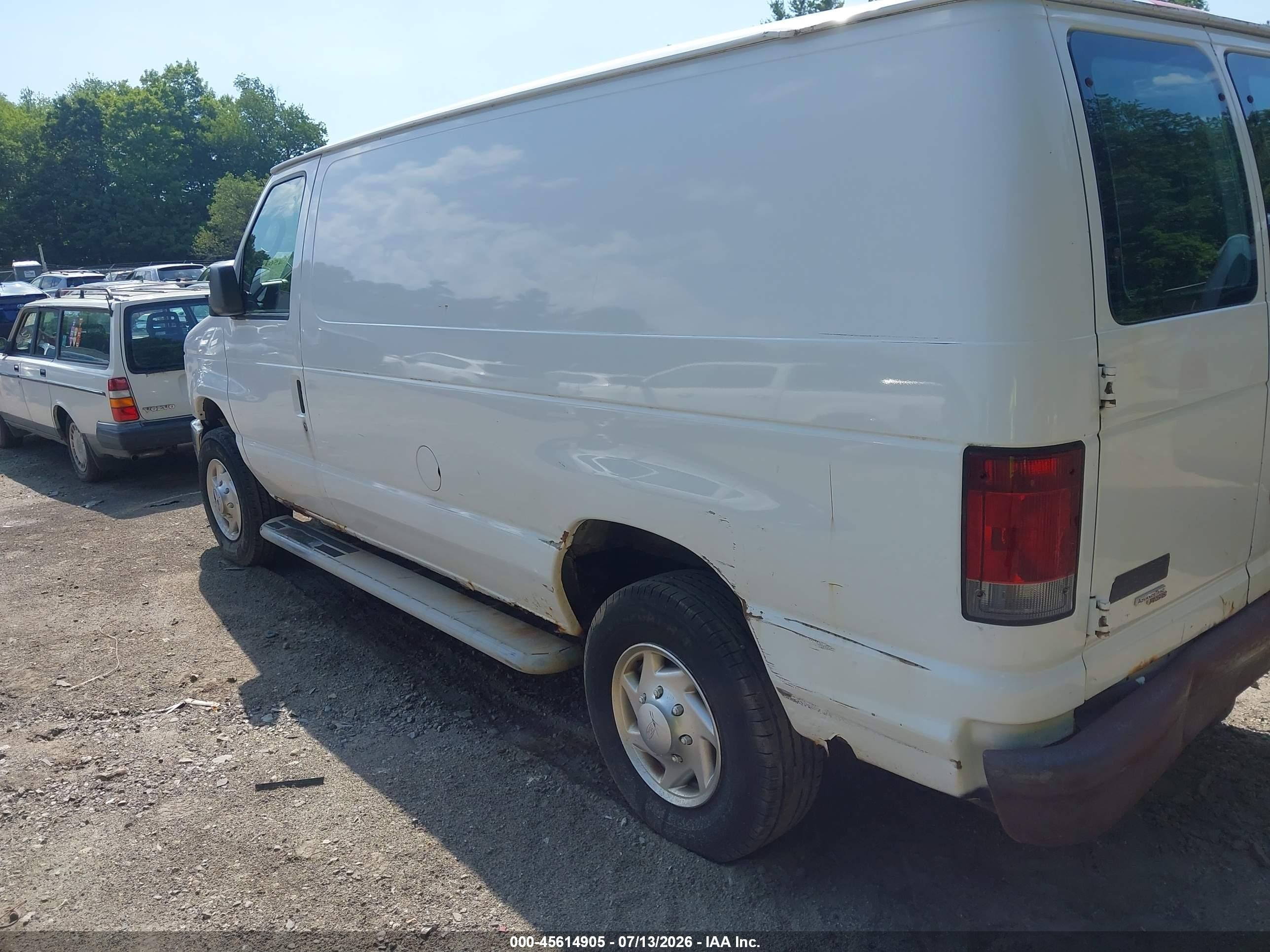 2013 Ford E-250 Commercial White vin: 1FTNE2EW4DDA26230