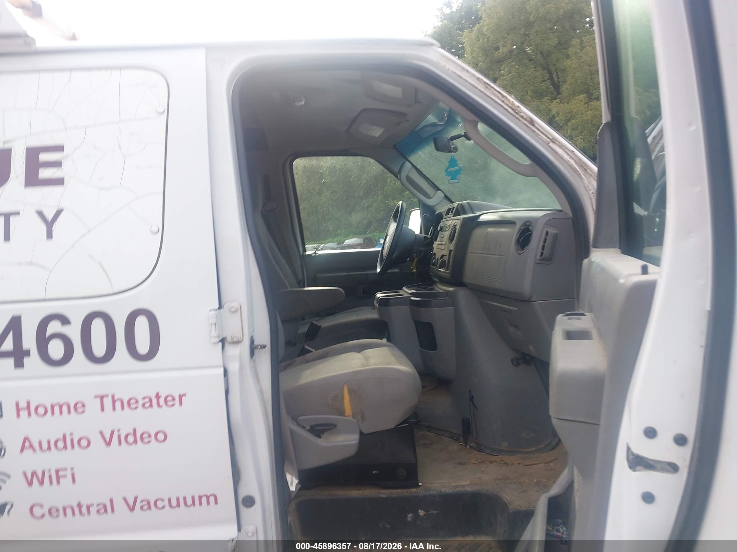 2013 Ford E-250 Commercial White vin: 1FTNE2EW4DDA31668