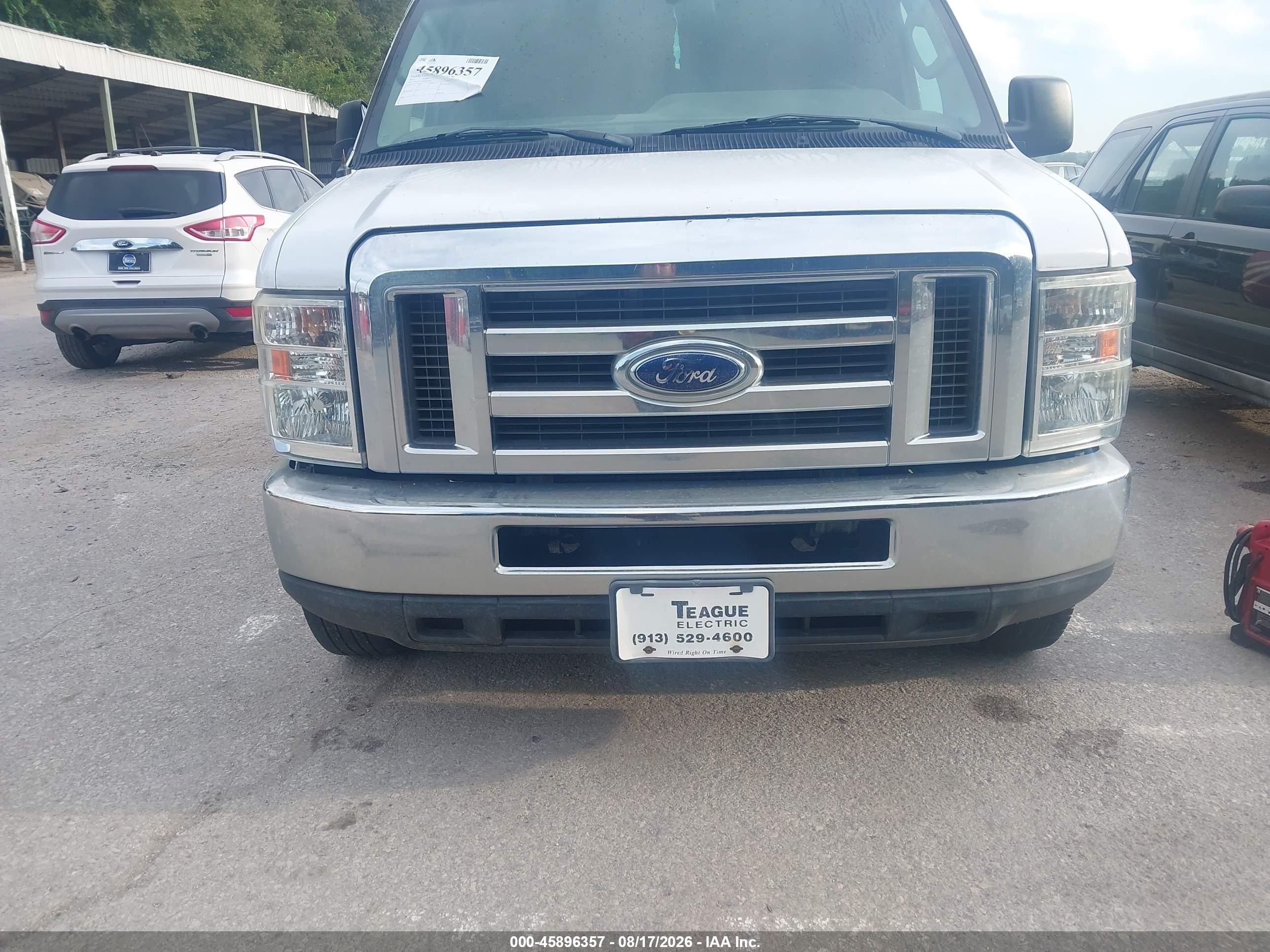 2013 Ford E-250 Commercial White vin: 1FTNE2EW4DDA31668