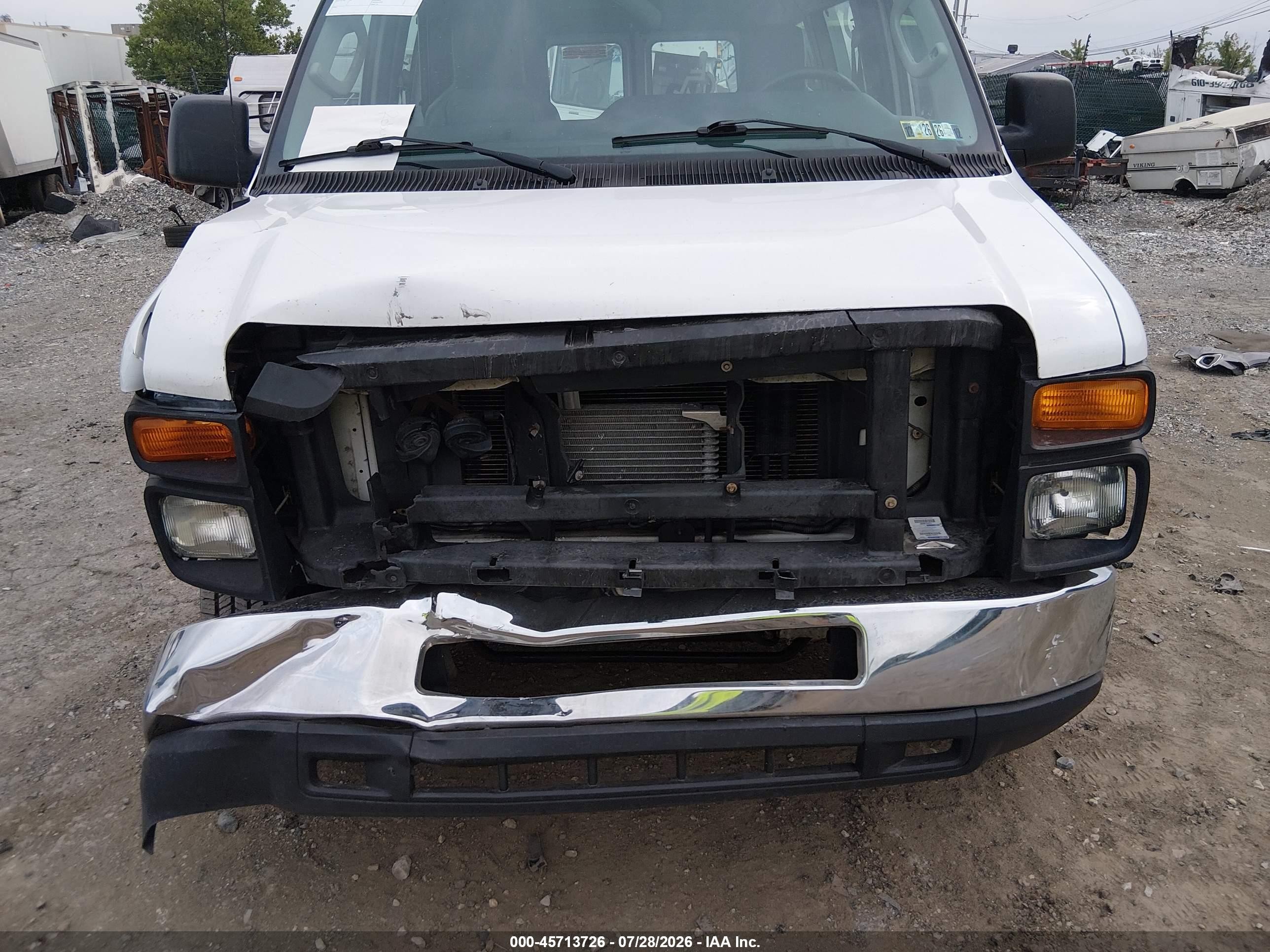 2010 Ford E-250 Commercial/recreational White vin: 1FTNE2EW5ADA32582