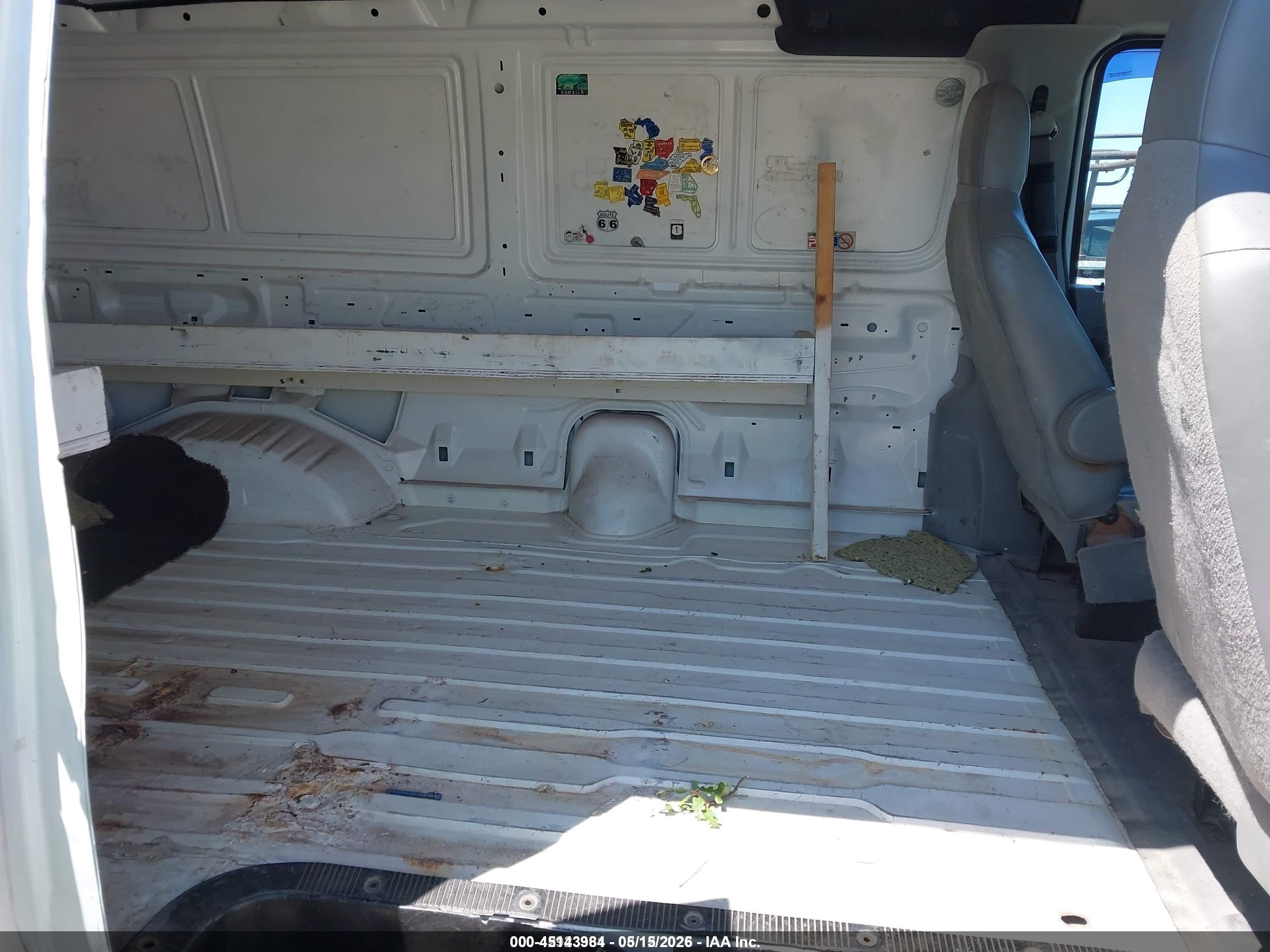2011 Ford E-250 Commercial White vin: 1FTNE2EW5BDA76423