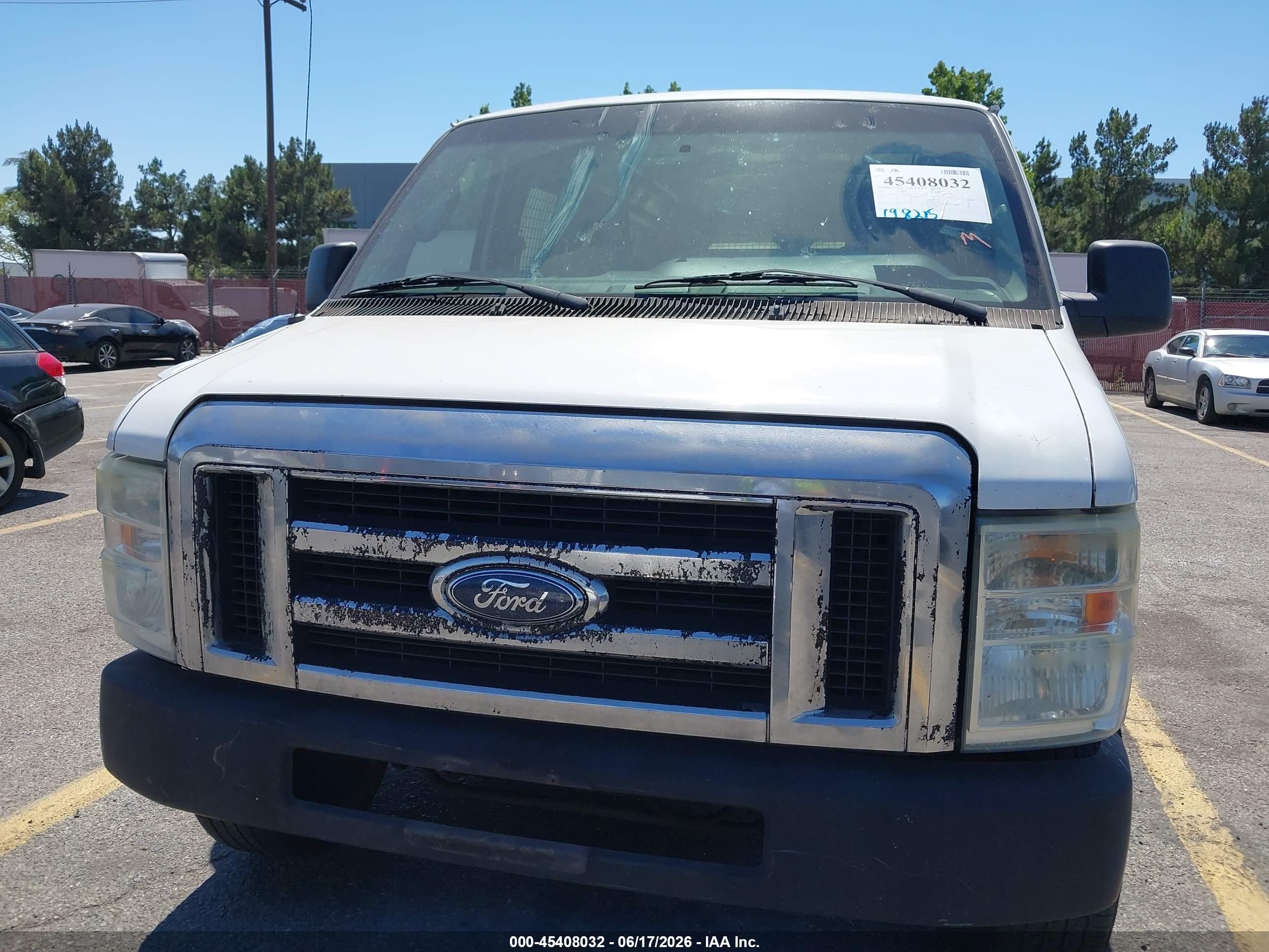 2012 Ford E-250 Commercial/recreational White vin: 1FTNE2EW5CDB05534