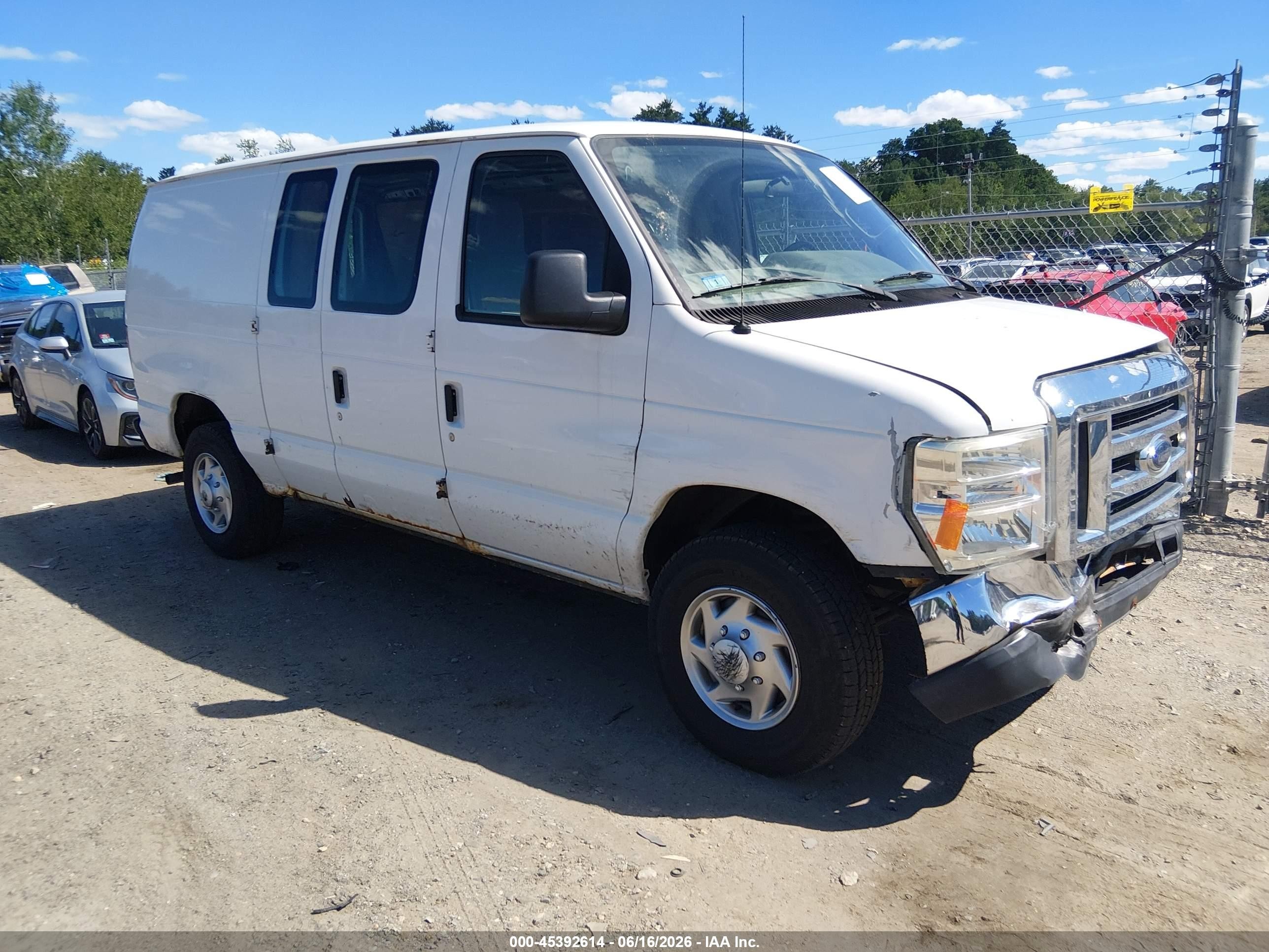 2013 Ford E-250 Commercial White vin: 1FTNE2EW5DDA31274
