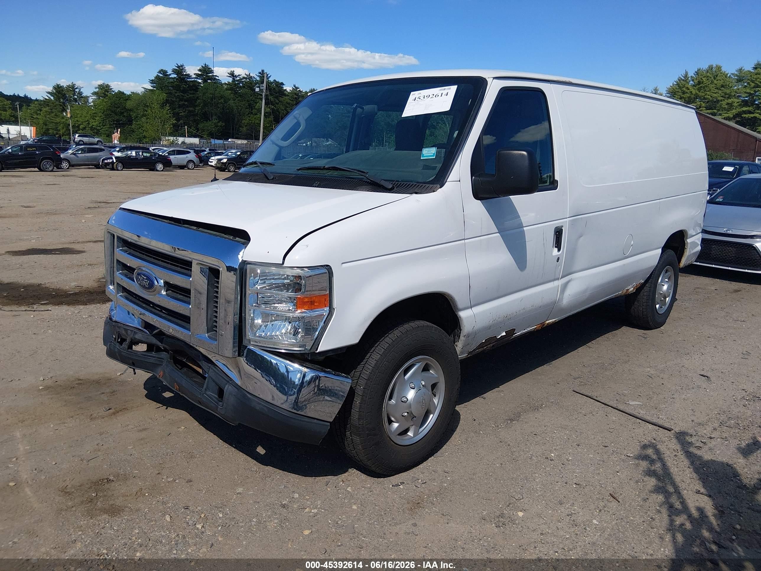 2013 Ford E-250 Commercial White vin: 1FTNE2EW5DDA31274