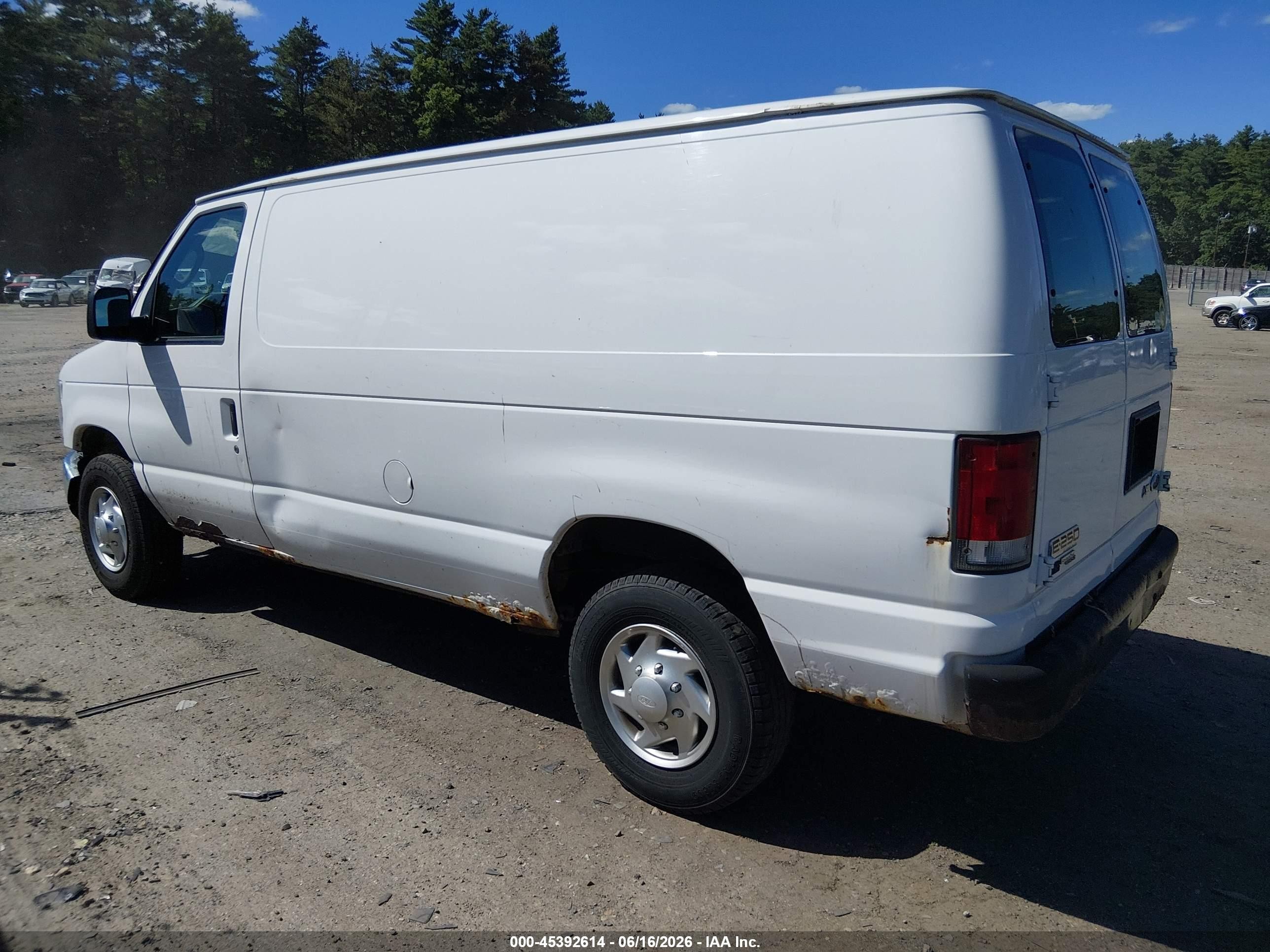 2013 Ford E-250 Commercial White vin: 1FTNE2EW5DDA31274