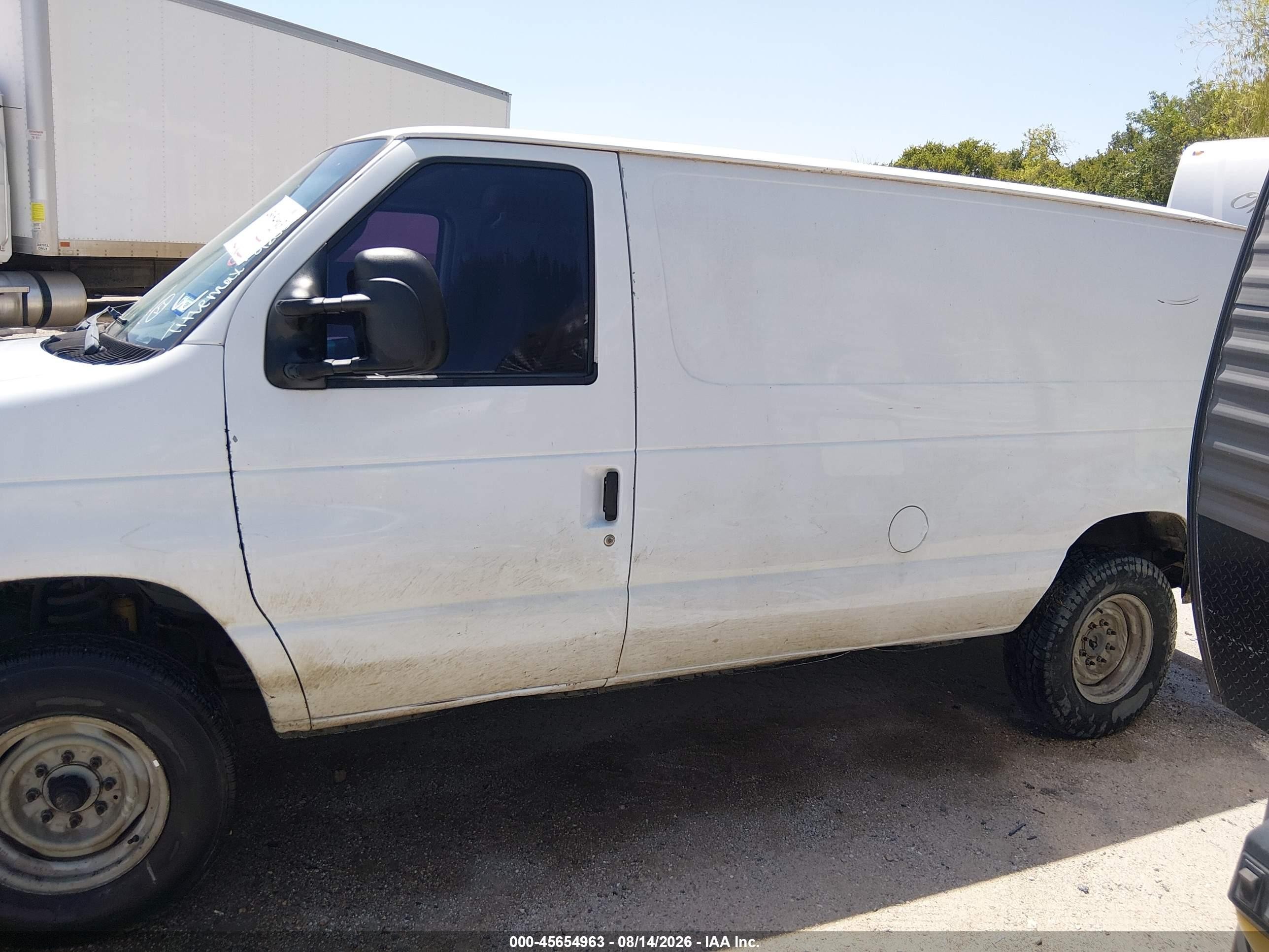 2013 Ford E-250 Commercial White vin: 1FTNE2EW5DDA92009