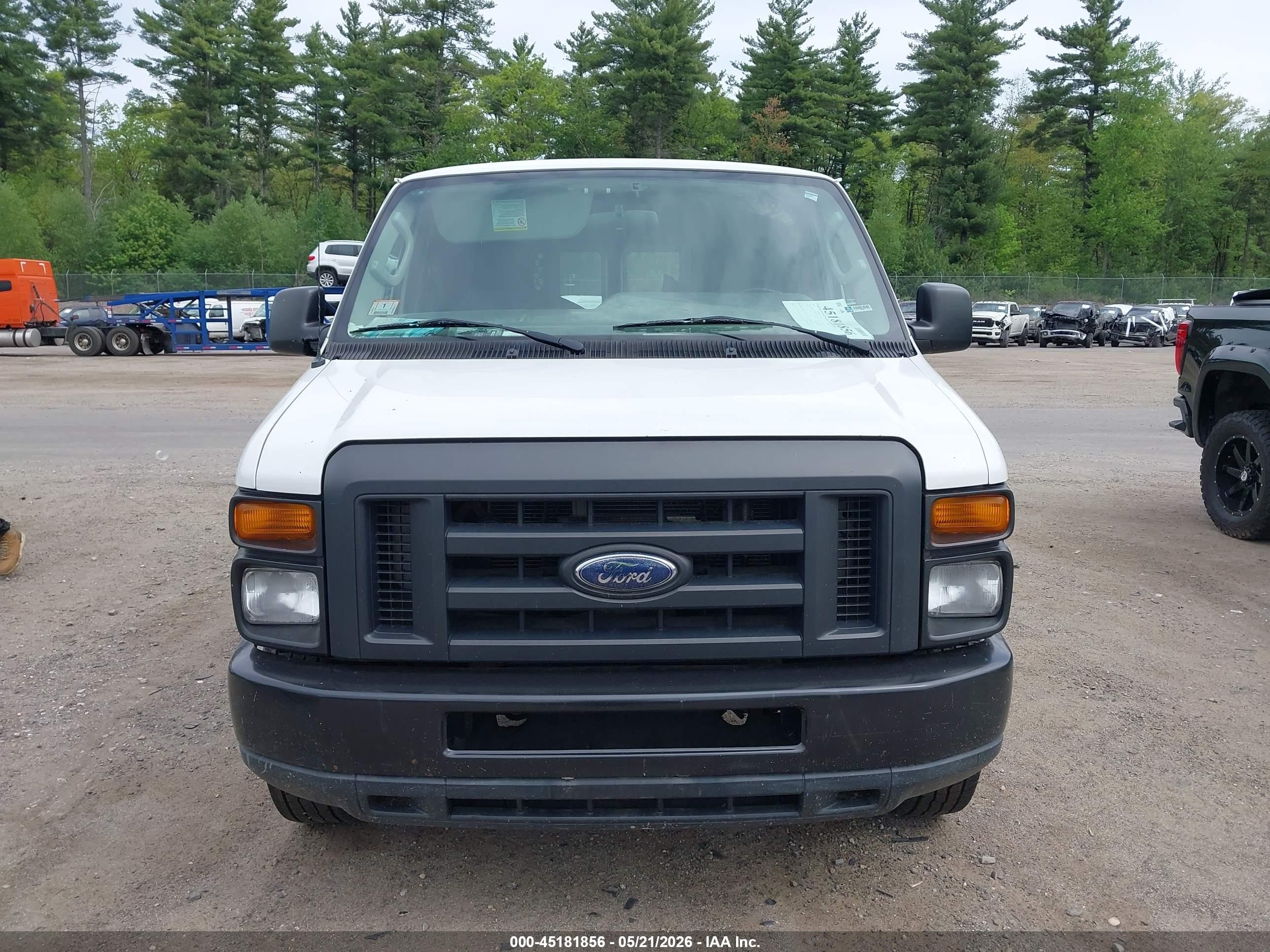 2013 Ford E-250 Commercial White vin: 1FTNE2EW5DDB33433