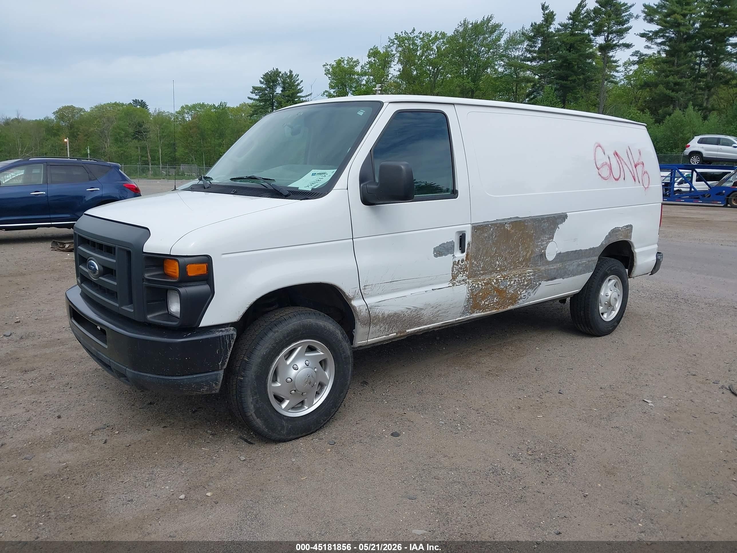 2013 Ford E-250 Commercial White vin: 1FTNE2EW5DDB33433