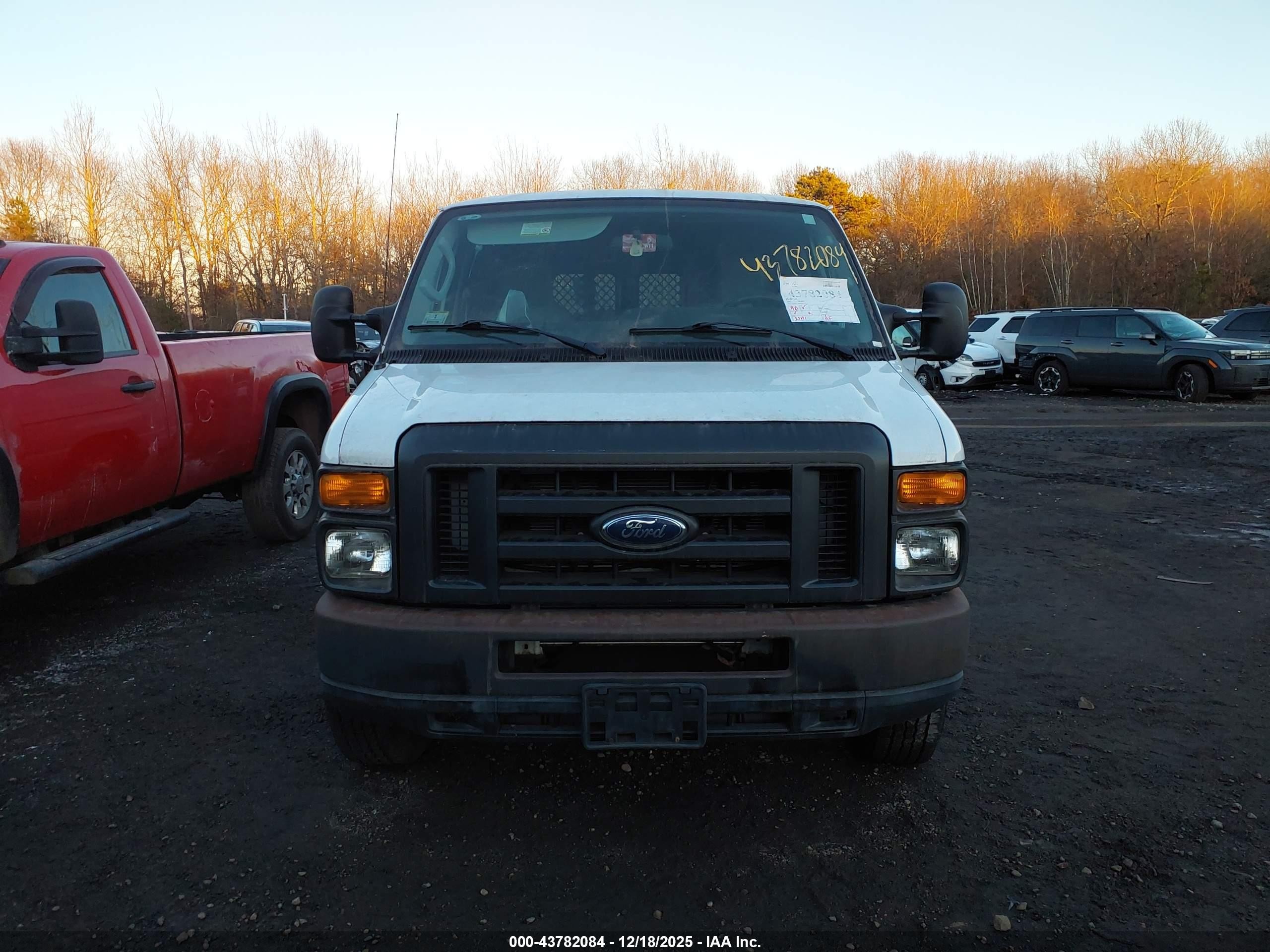 2010 Ford E-250 Commercial/recreational White vin: 1FTNE2EW6ADA13278