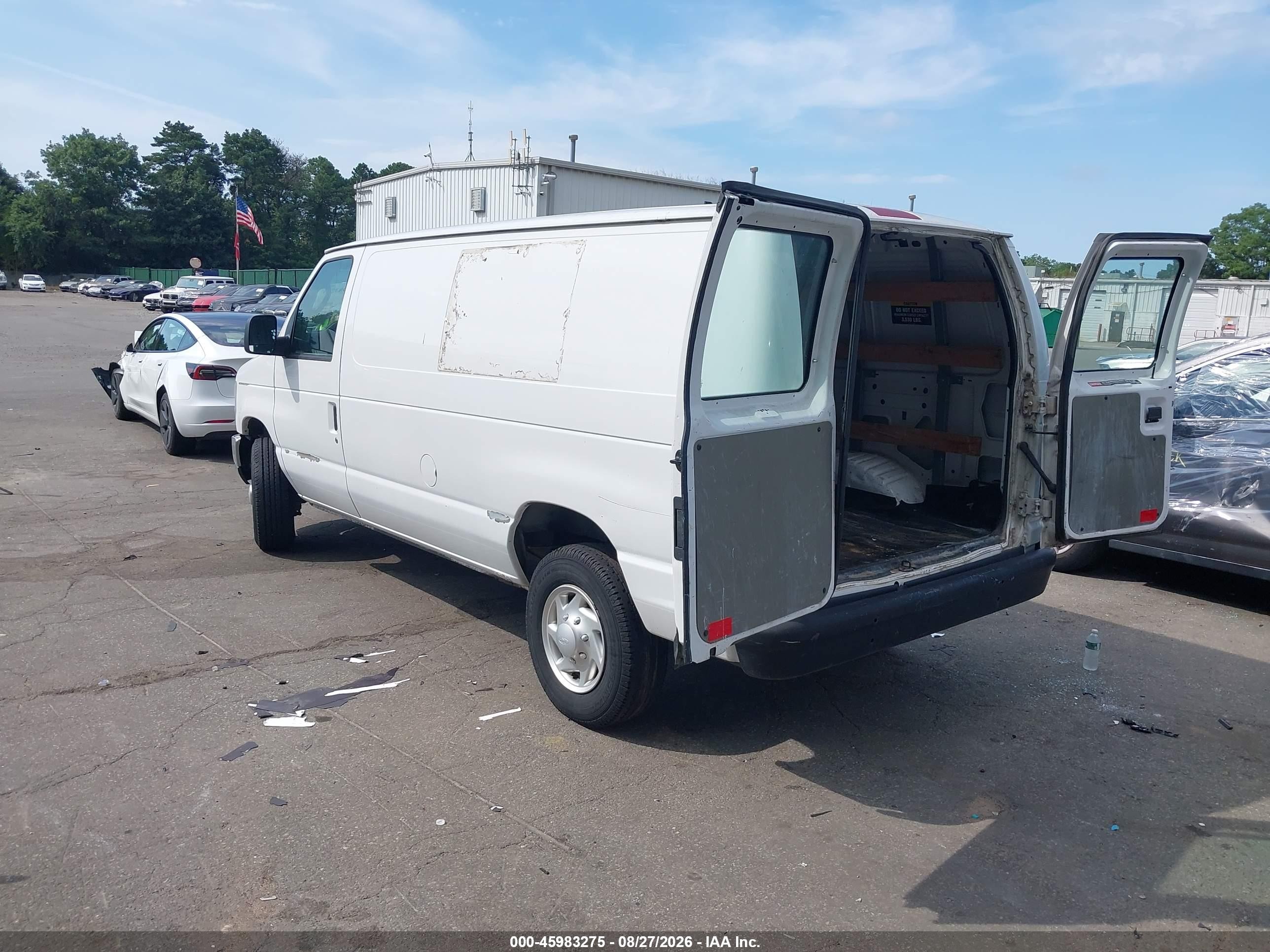 2011 Ford E-250 Commercial White vin: 1FTNE2EW6BDA76950