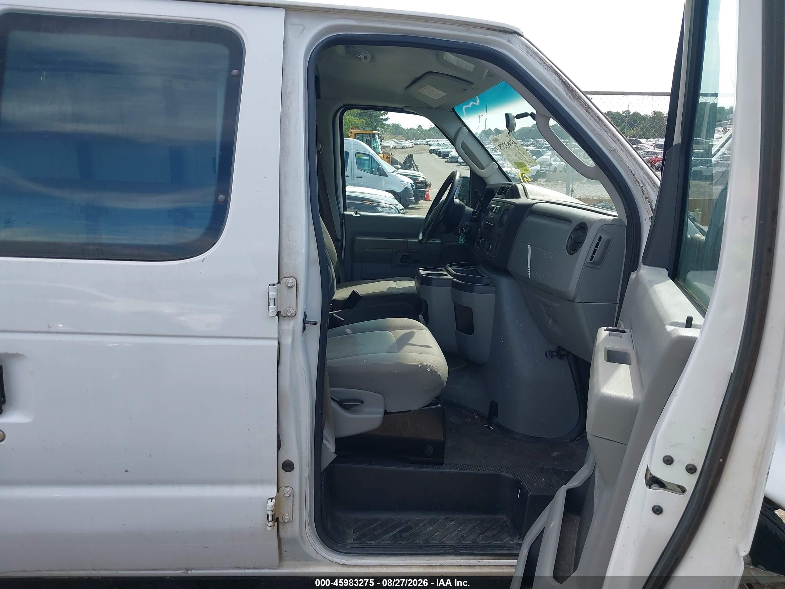 2011 Ford E-250 Commercial White vin: 1FTNE2EW6BDA76950